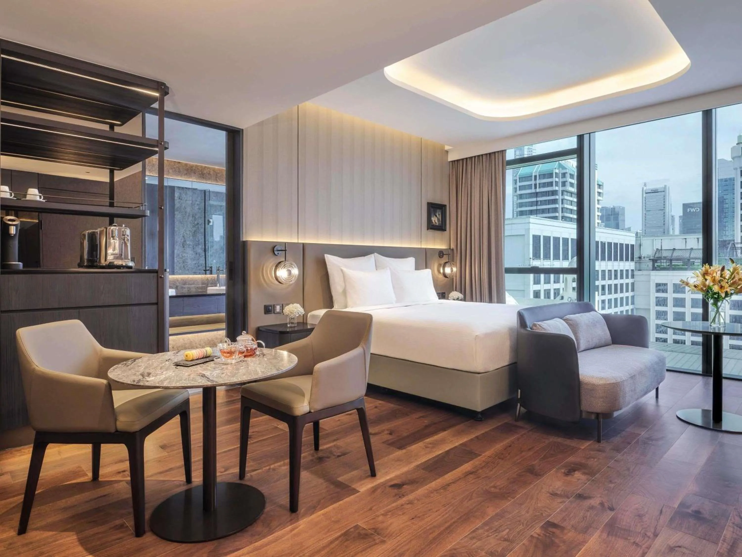 Property building, Bed in Pullman Singapore Hill Street