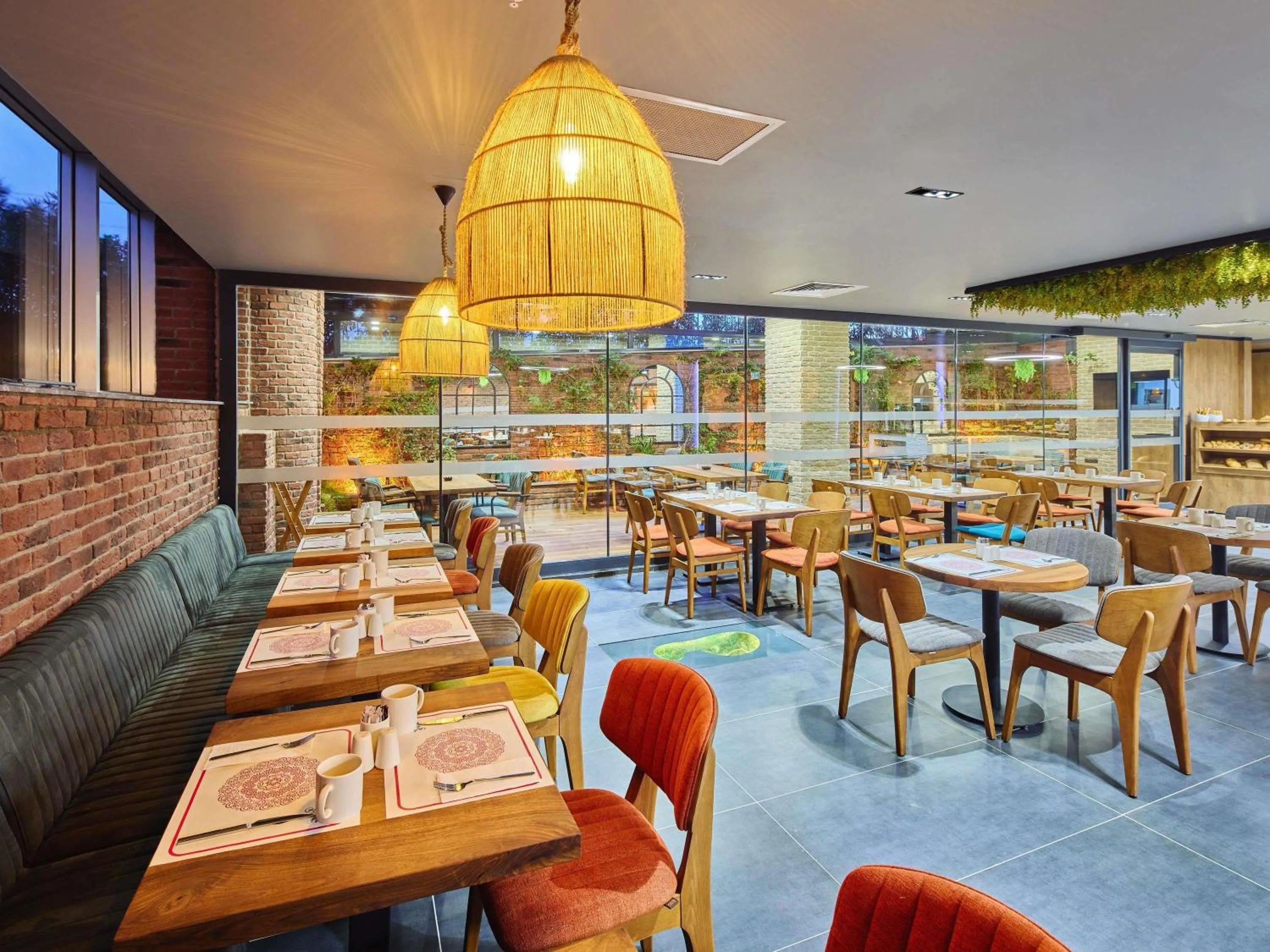 Restaurant/places to eat in Ibis Istanbul Airport