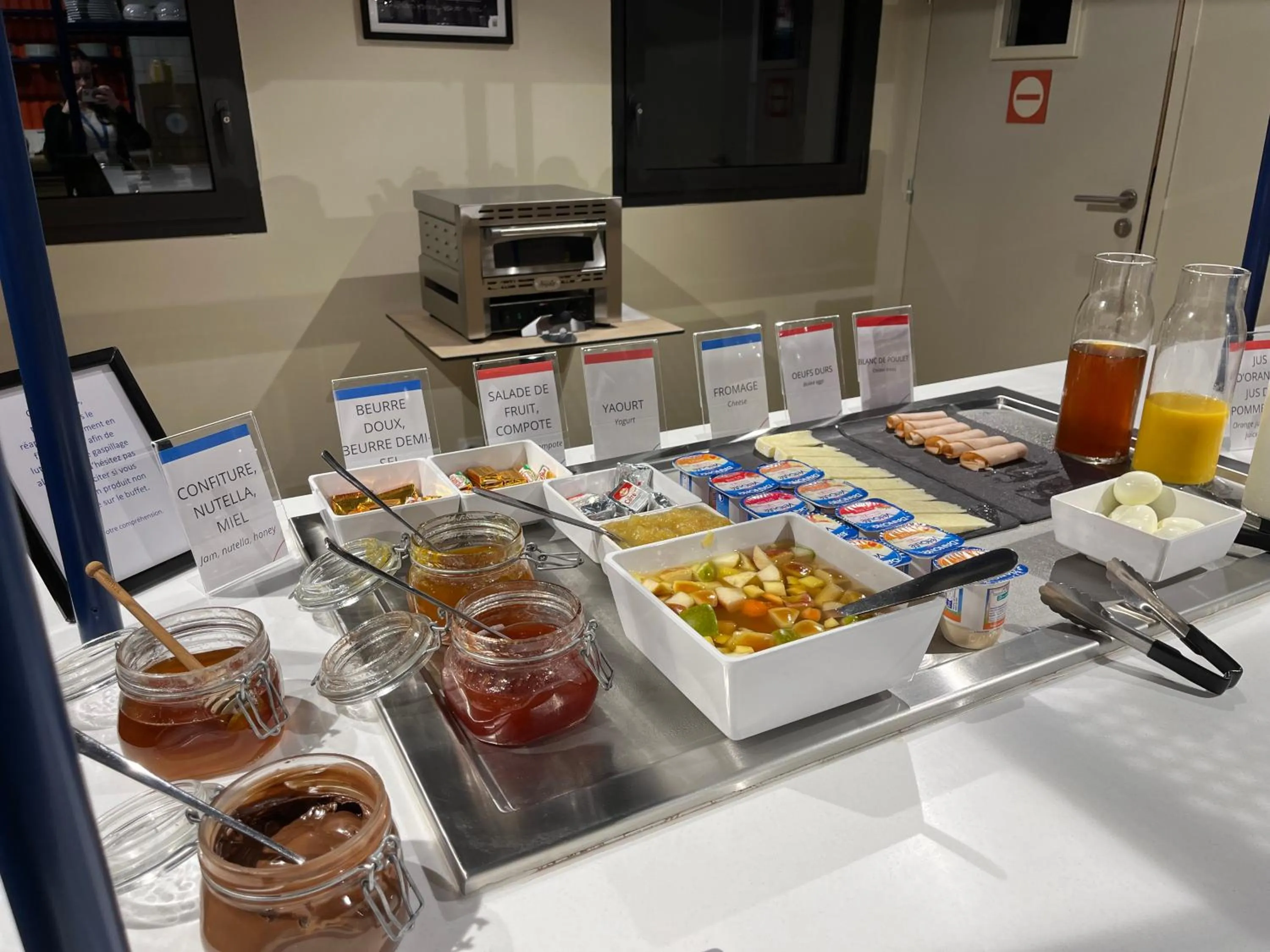 Breakfast in ibis budget Loudéac Vélodrome