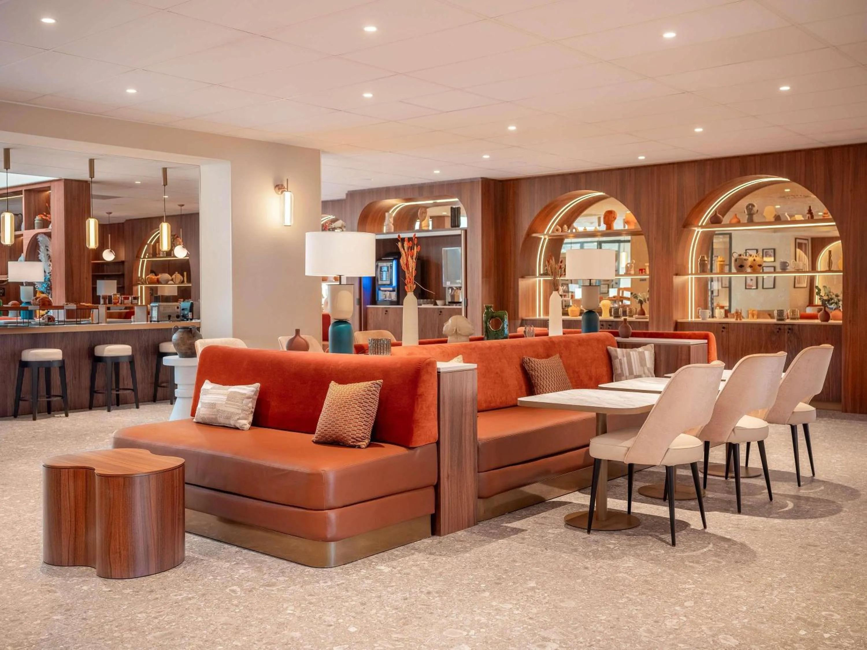 Lounge or bar in Novotel Orléans Centre Gare