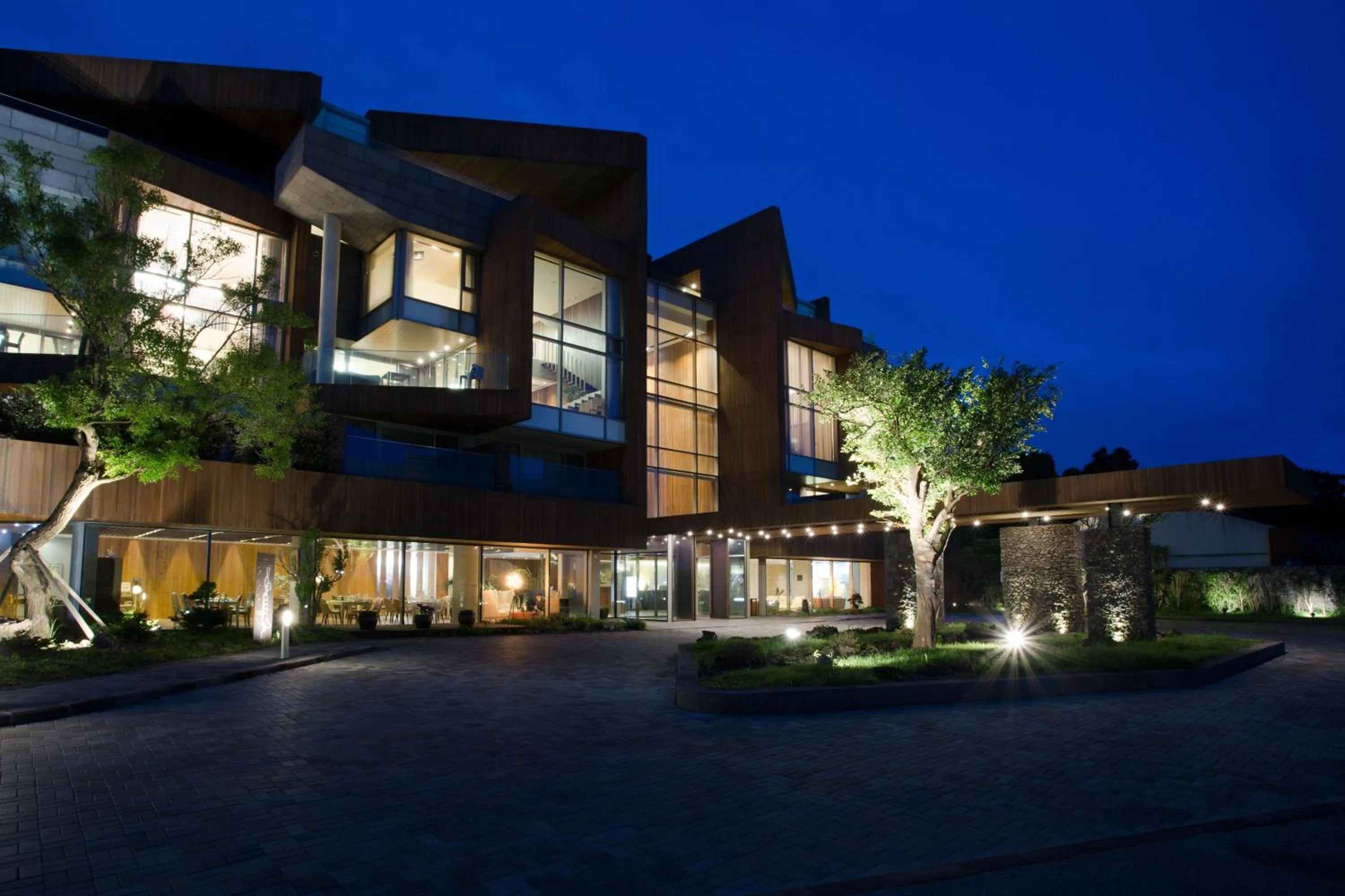 Property building in Bayhill Pool & Villa