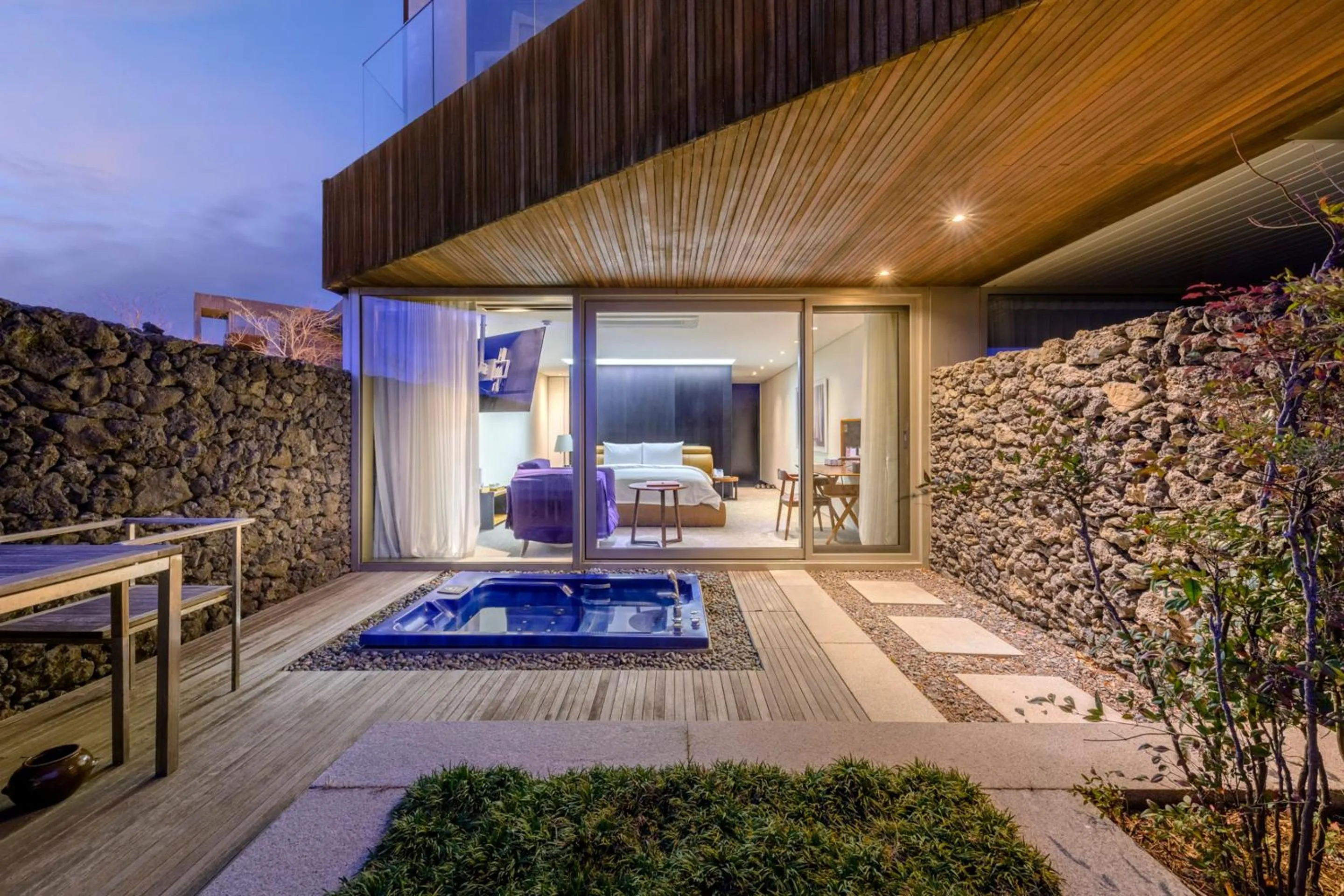 Balcony/Terrace in Bayhill Pool & Villa