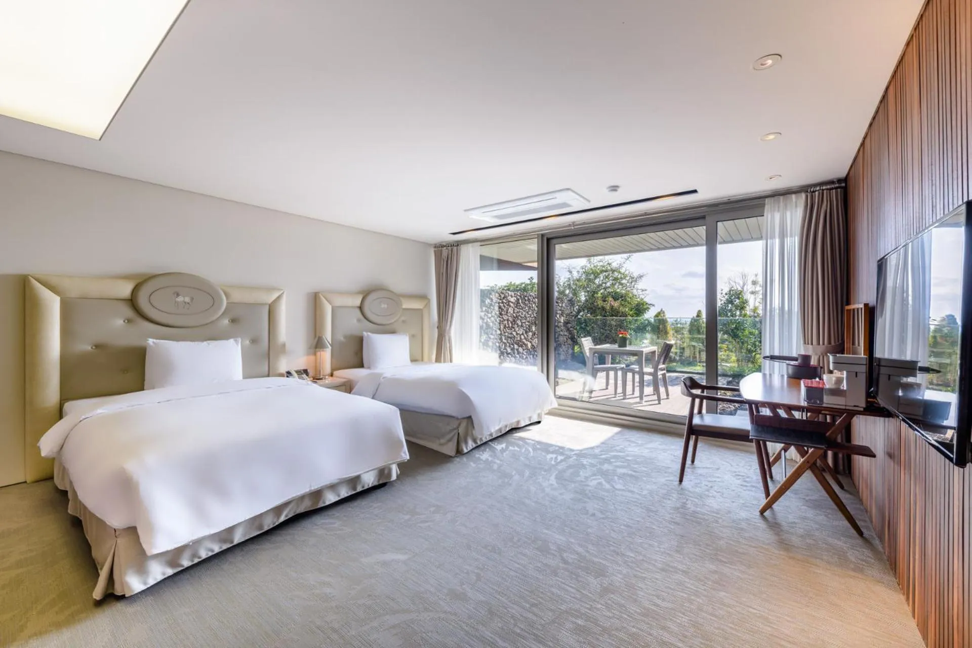 Bed in Bayhill Pool & Villa