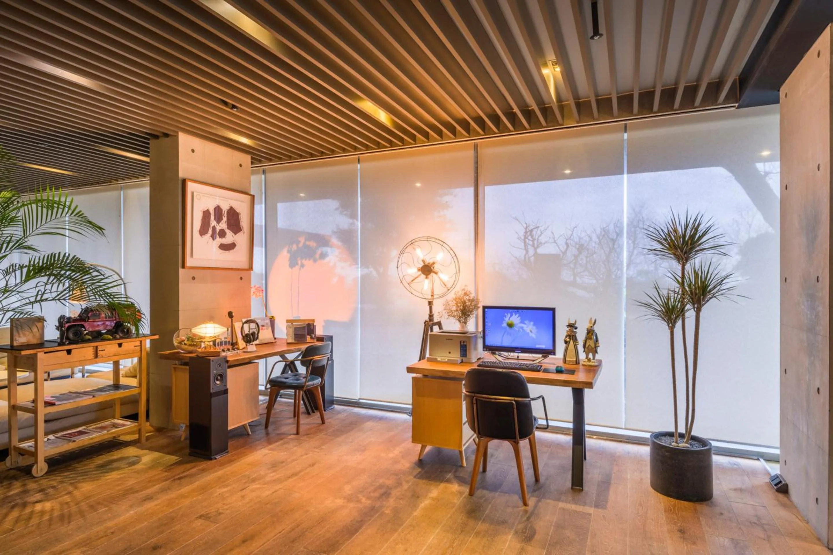 Business facilities in Bayhill Pool & Villa