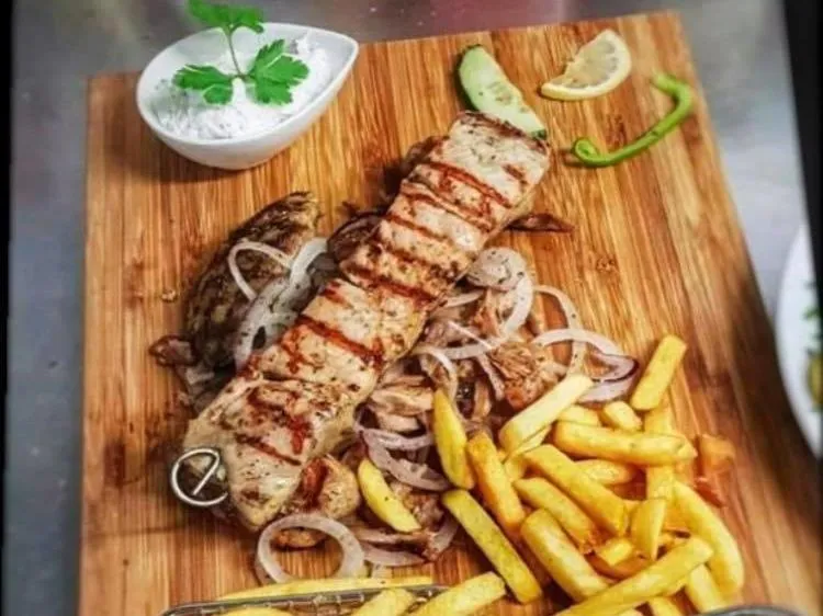 Dining area, Food in Zur Eiche