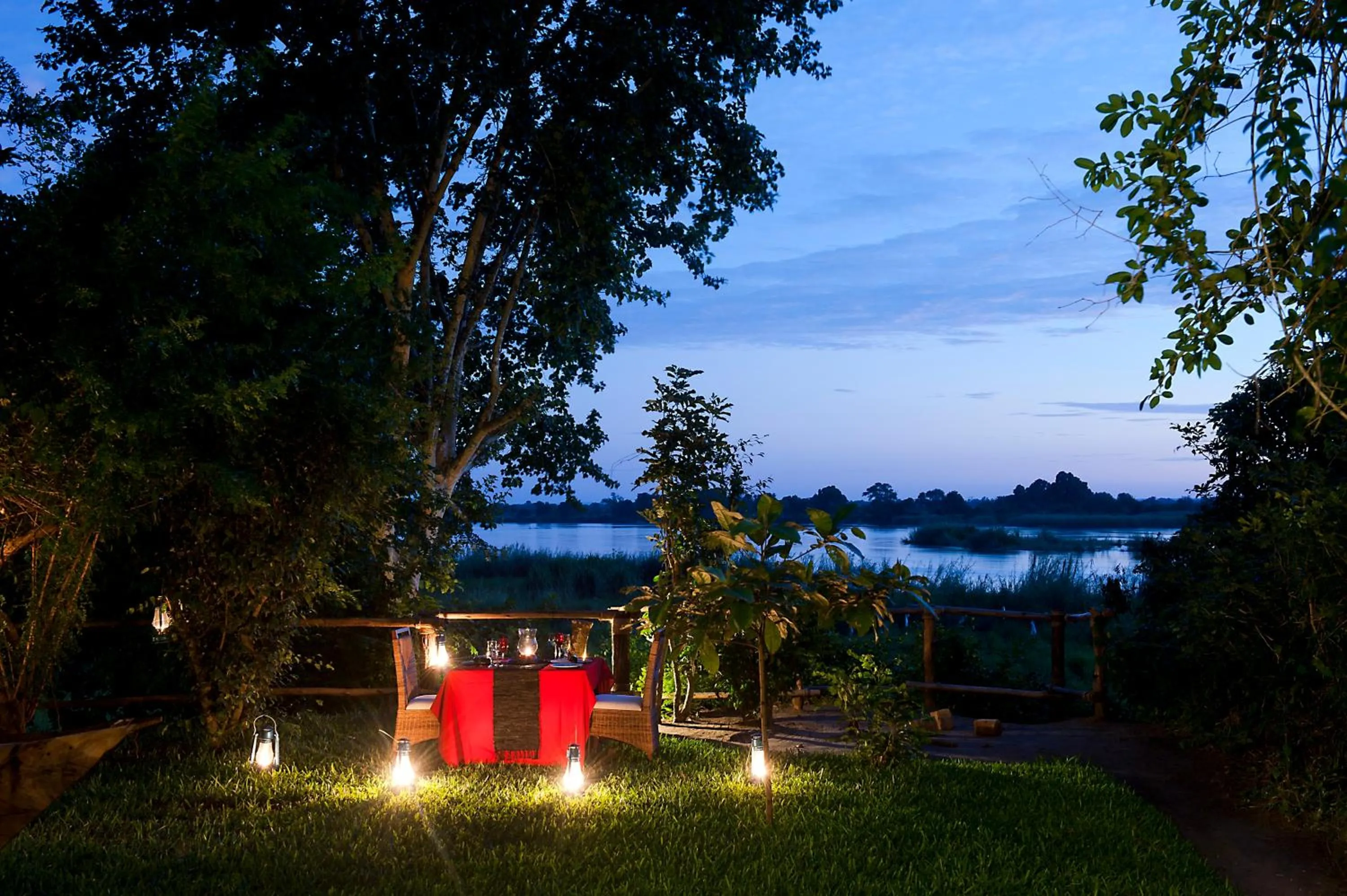 Restaurant/places to eat in Selous Kinga Lodge