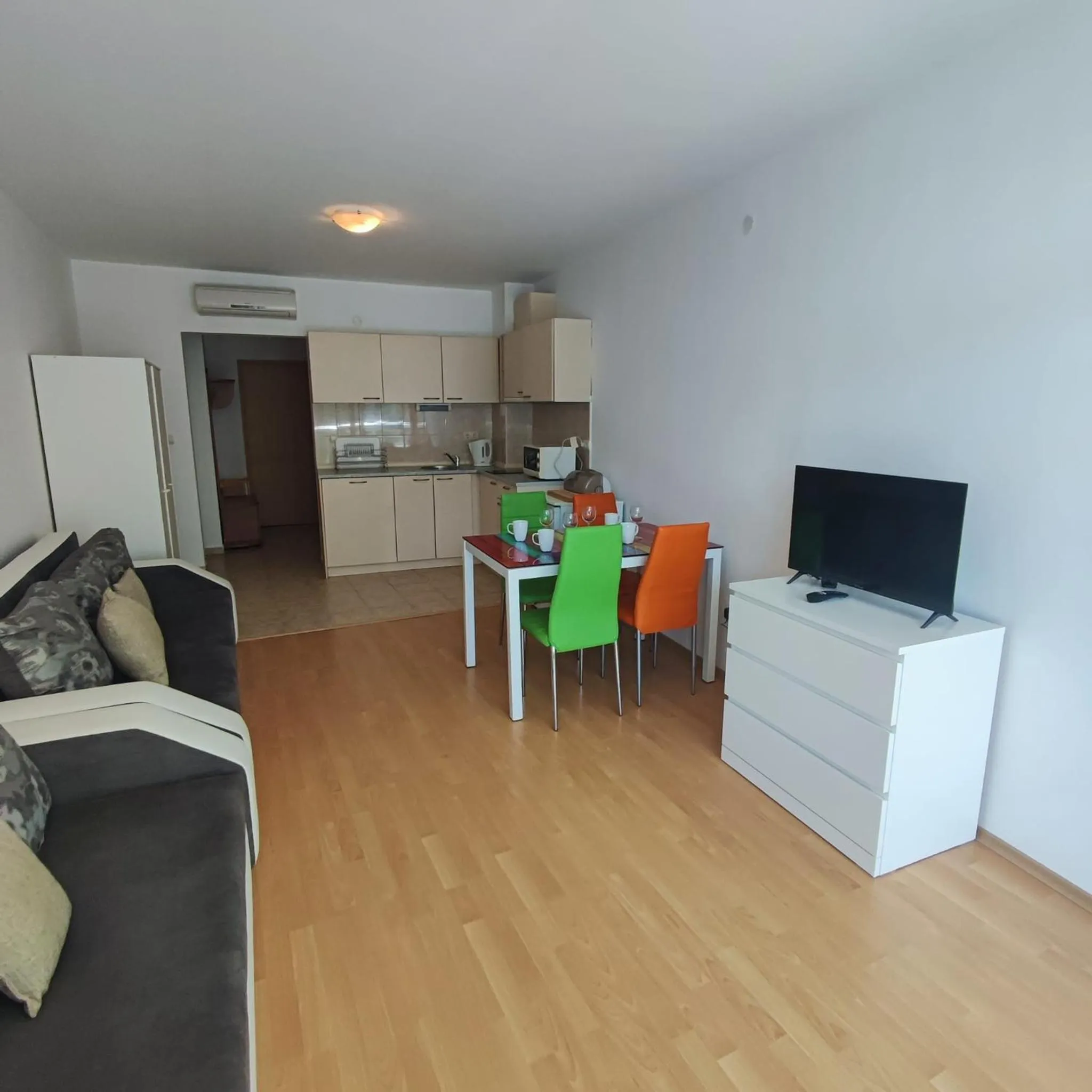 Sunny Holiday - Cacao Beach Apartments