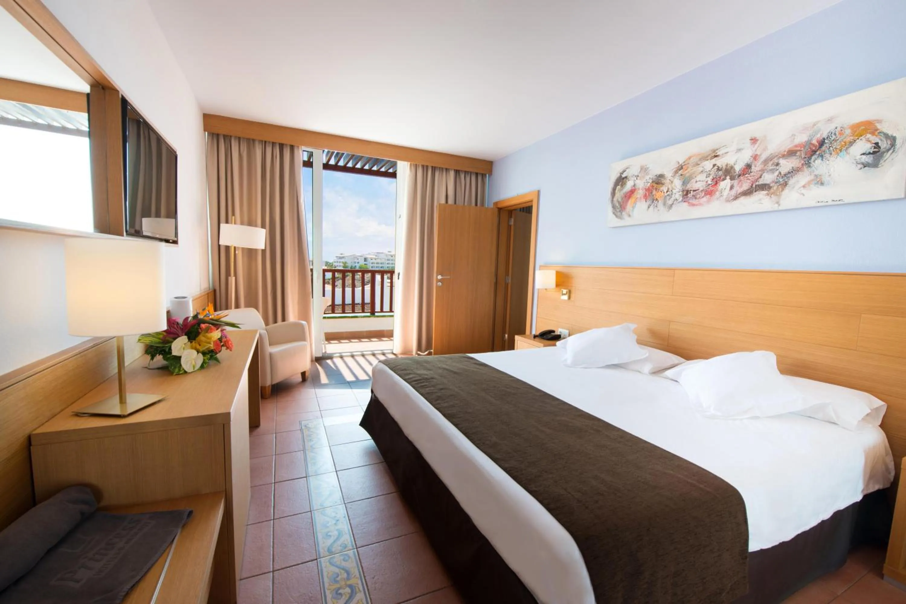 Photo of the whole room, Bed in Esencia de Fuerteventura by Princess