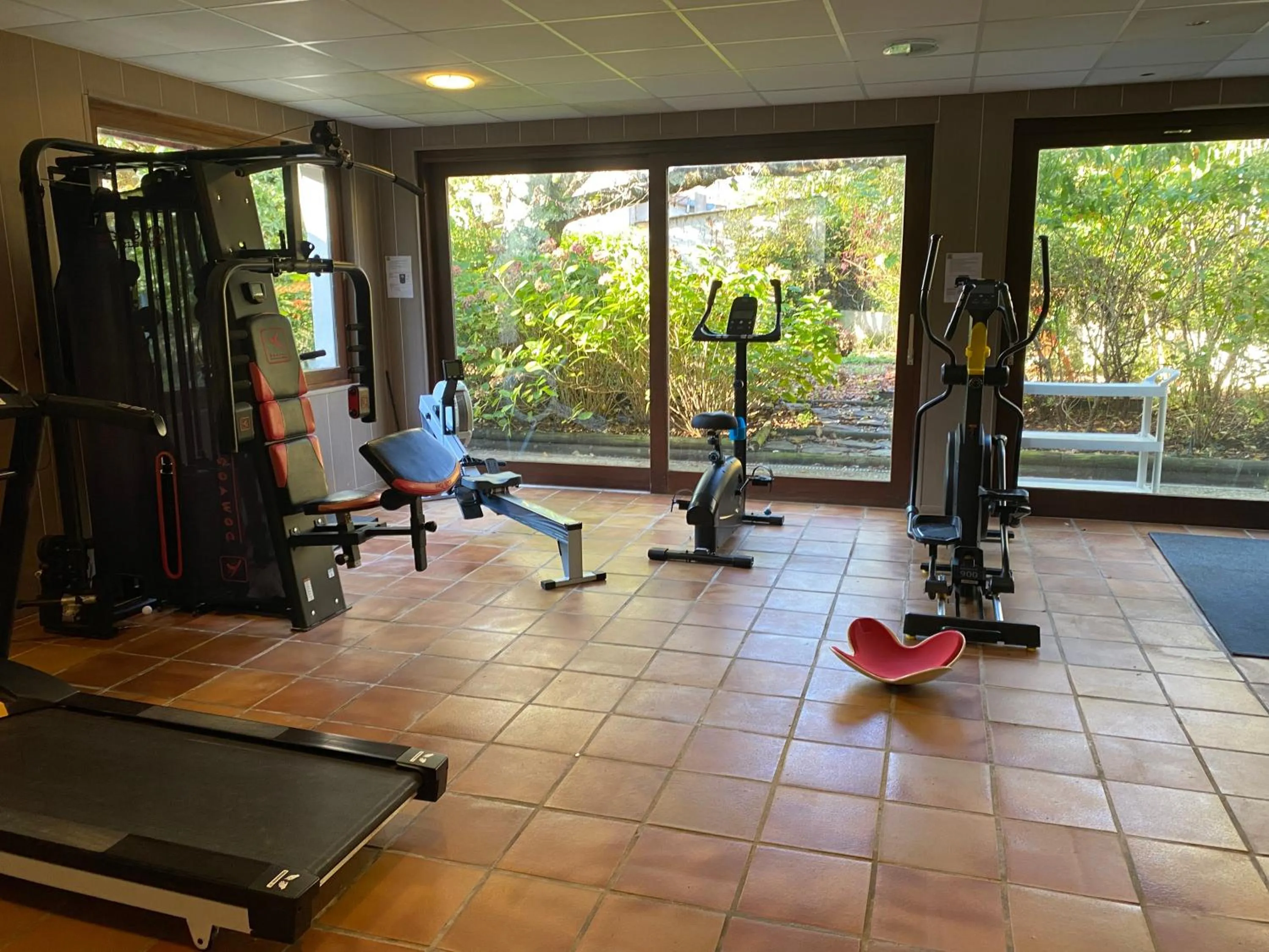 HOTEL LES MARRONNIERS