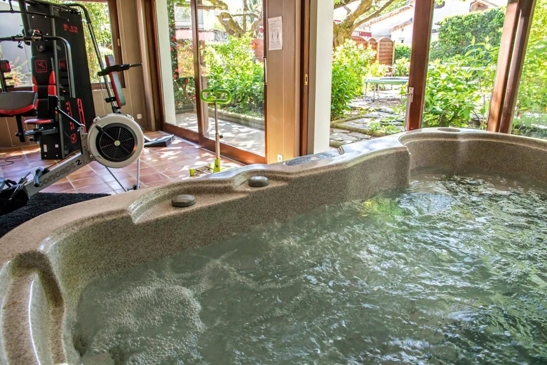 HOTEL LES MARRONNIERS