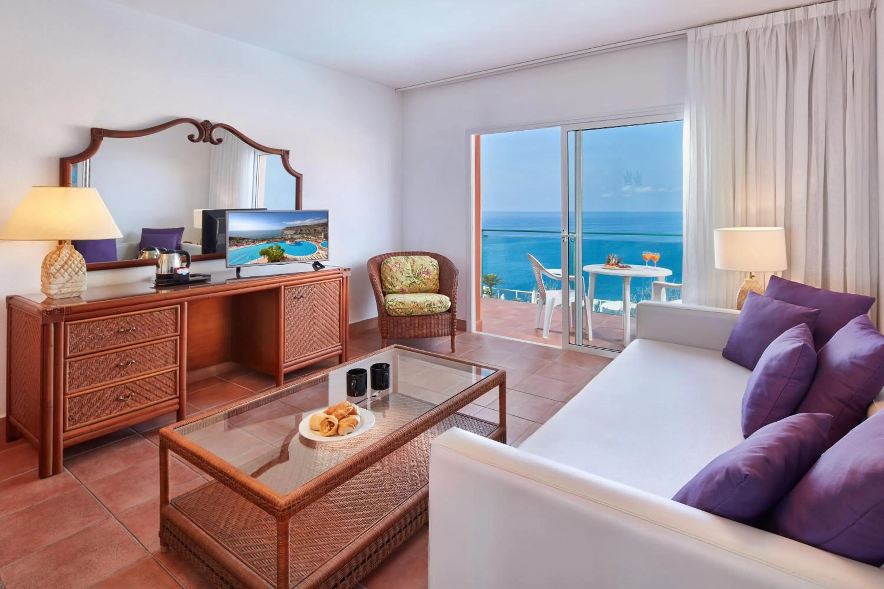 Photo of the whole room, Bed in Mogan Princess & Beach Club