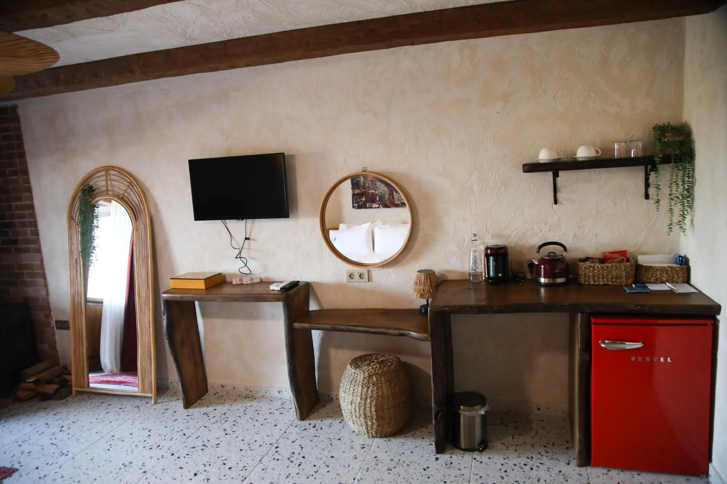 TV and multimedia in MAVİ AT HOTEL Blue Horse