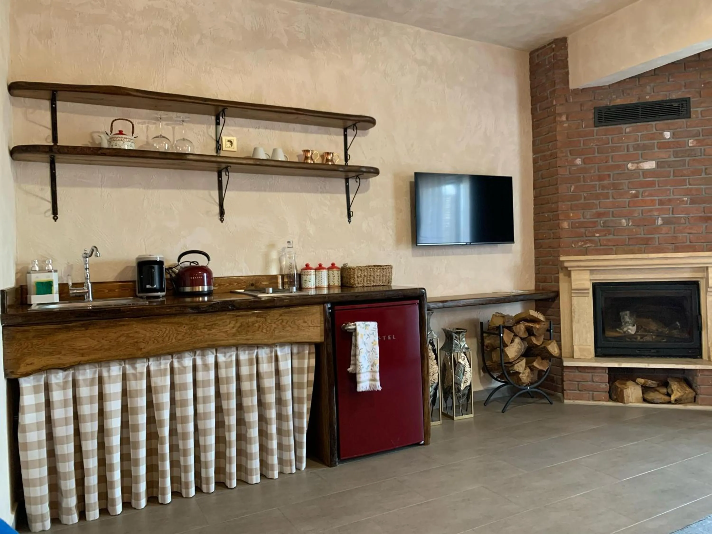 Kitchen or kitchenette in MAVİ AT HOTEL Blue Horse