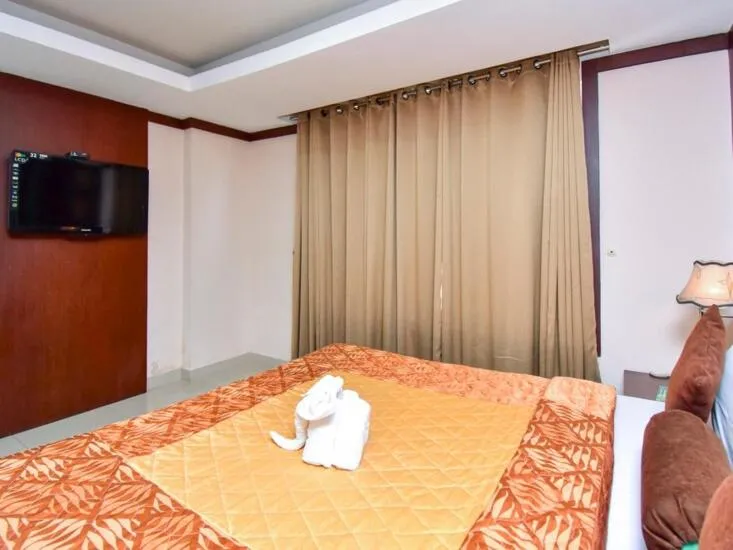Bed in Hotel Sky Pearl
