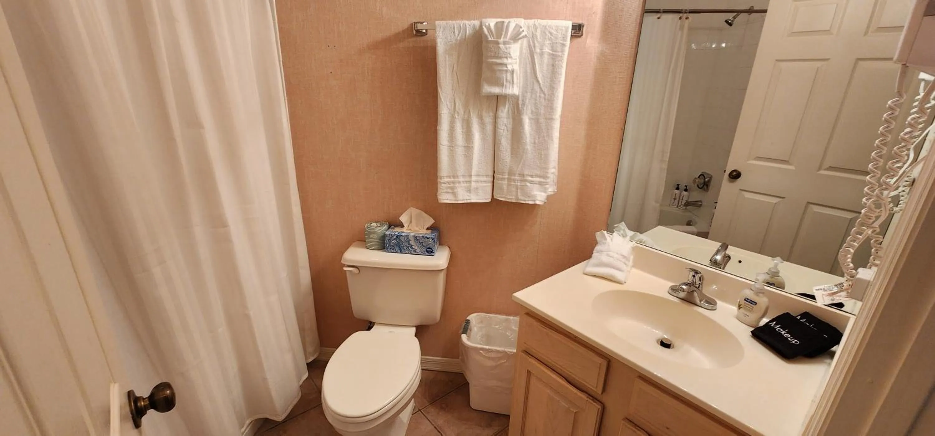 Bathroom in Right Direction Rentals