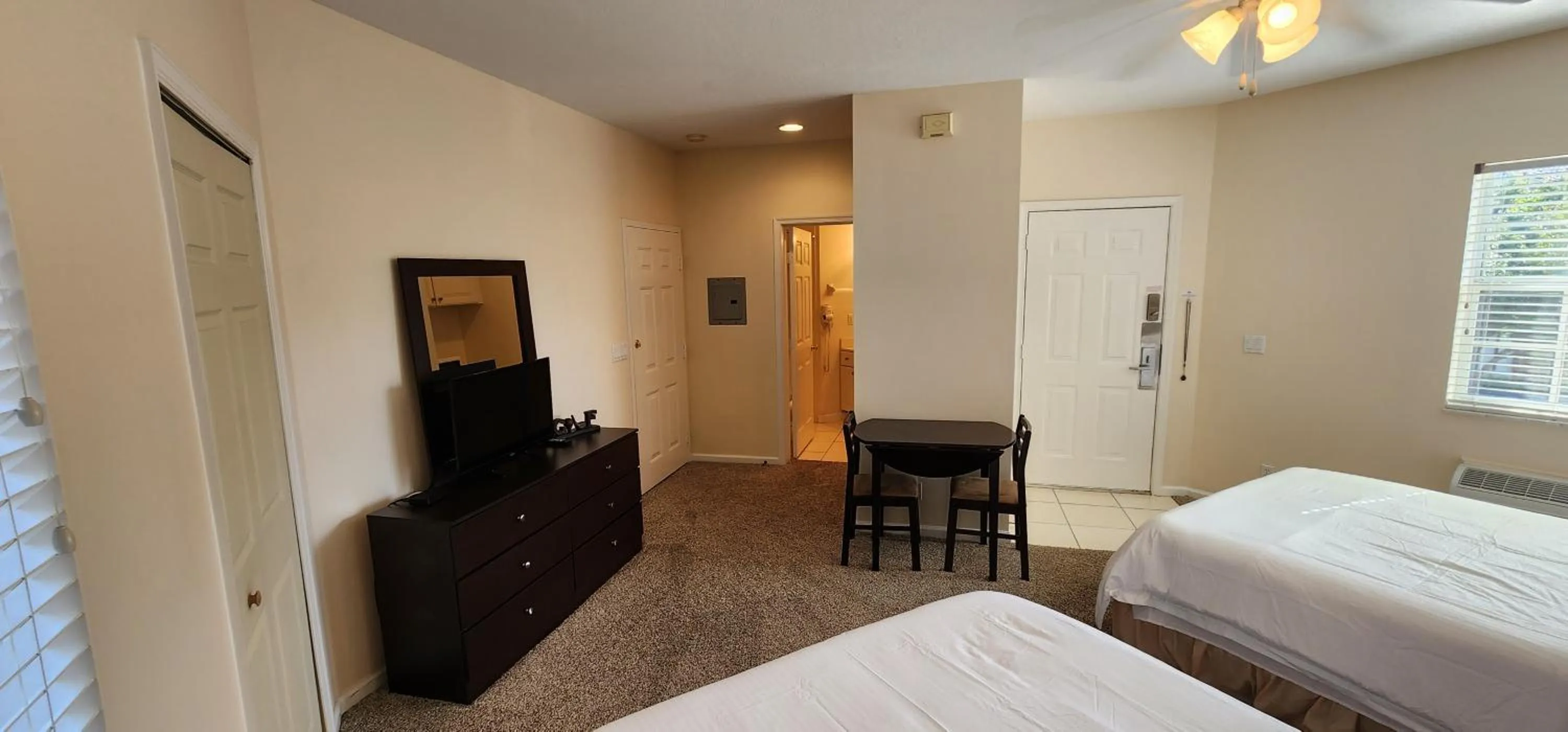 Photo of the whole room, Bed in Right Direction Rentals