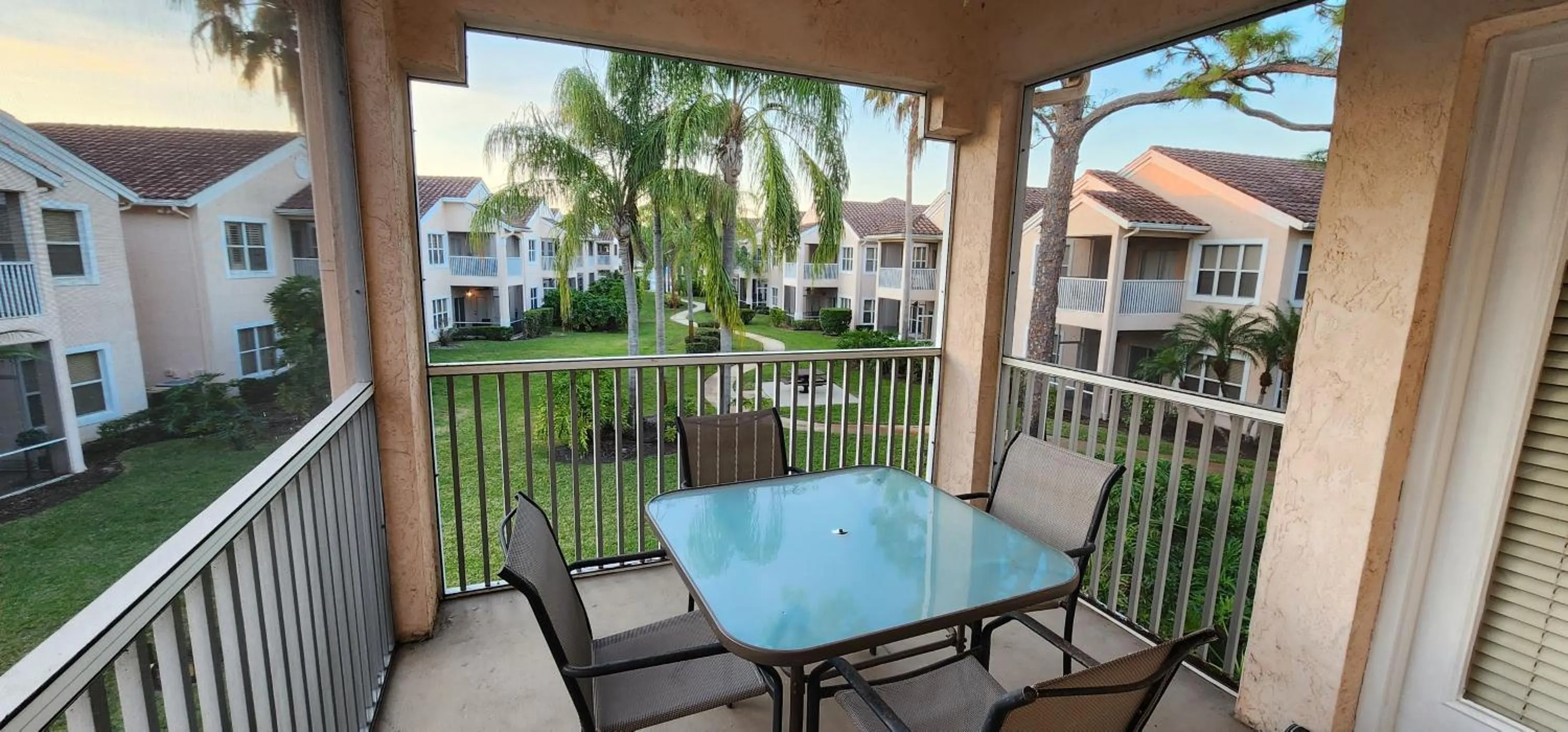 Balcony/Terrace in Right Direction Rentals