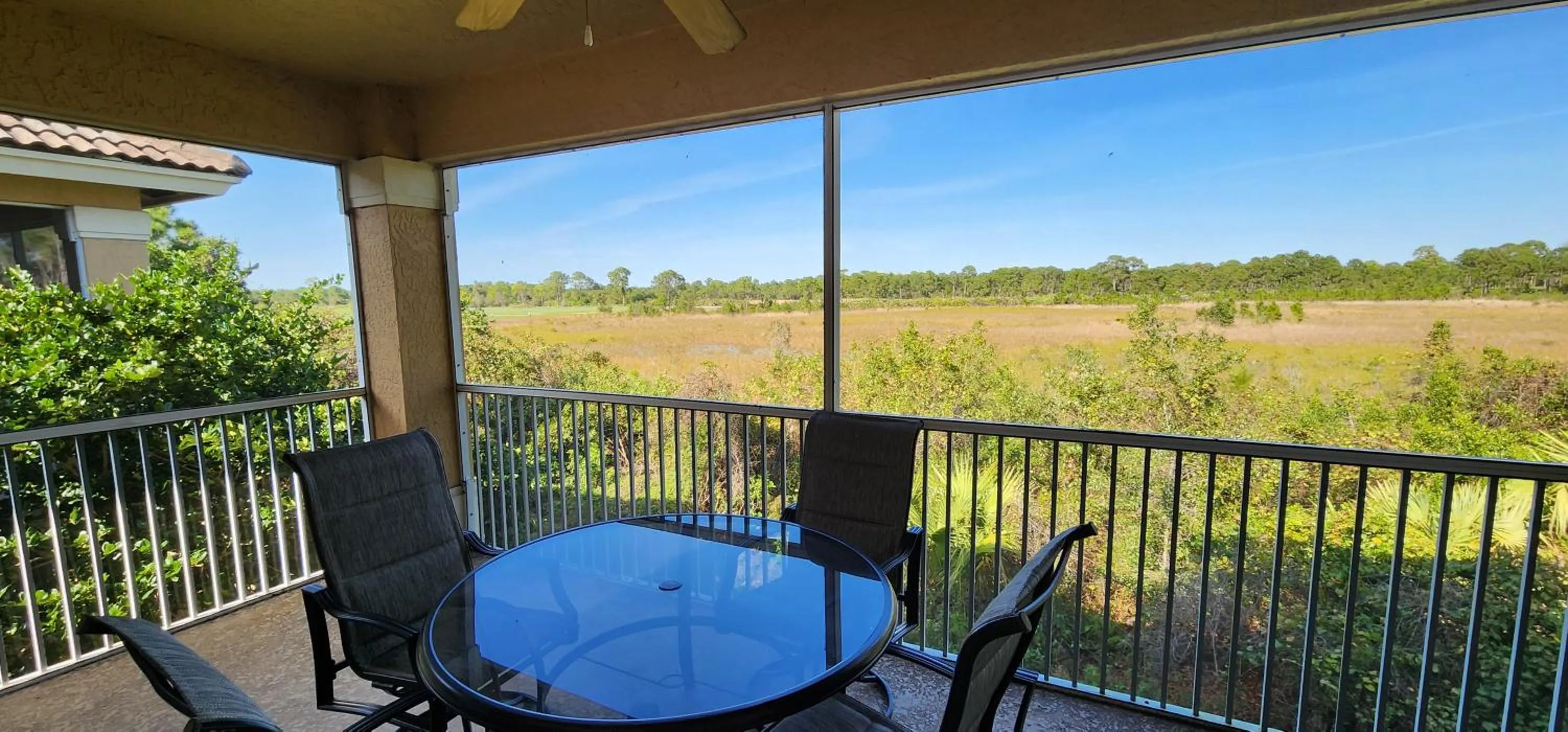 Balcony/Terrace in Right Direction Rentals