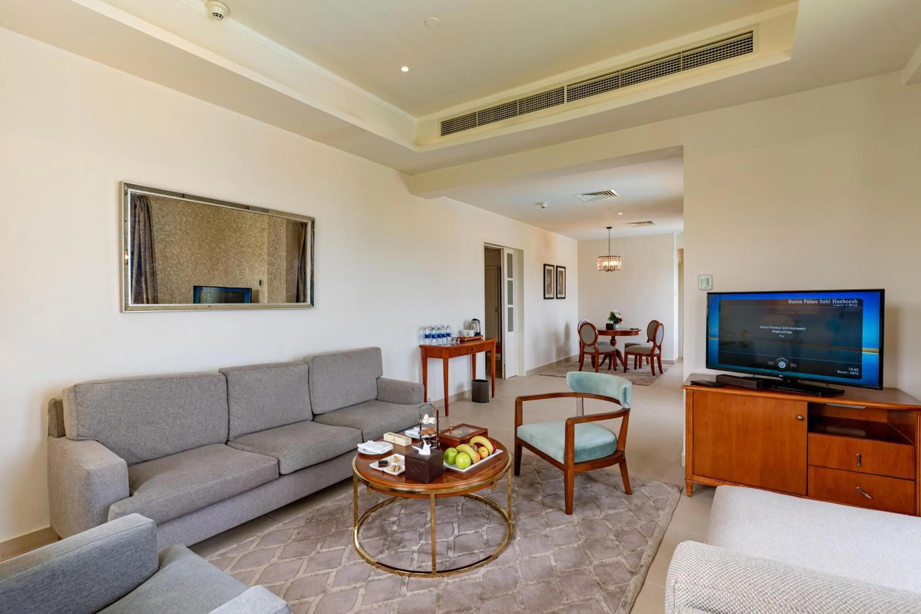 Photo of the whole room in Baron Palace Sahl Hasheesh