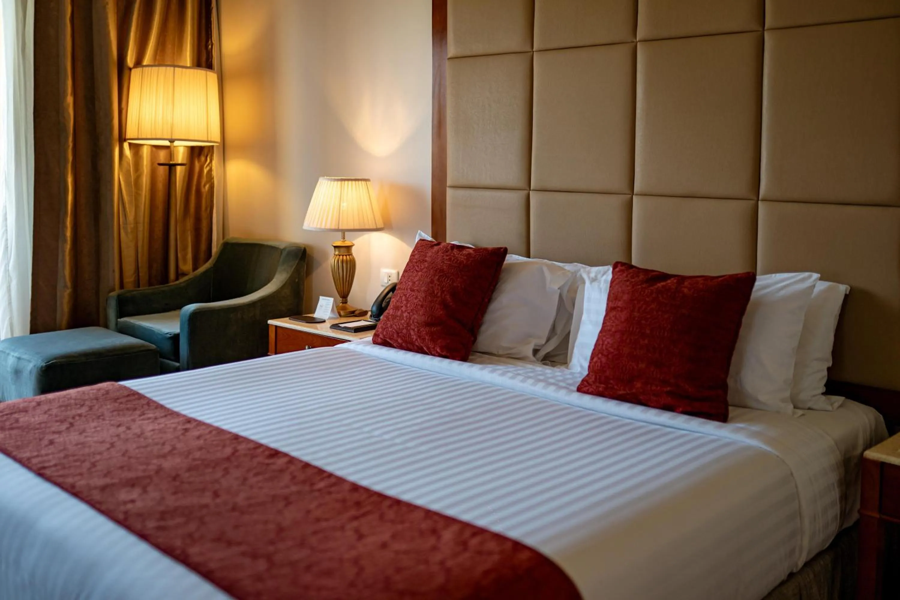 Photo of the whole room, Bed in Baron Palace Sahl Hasheesh