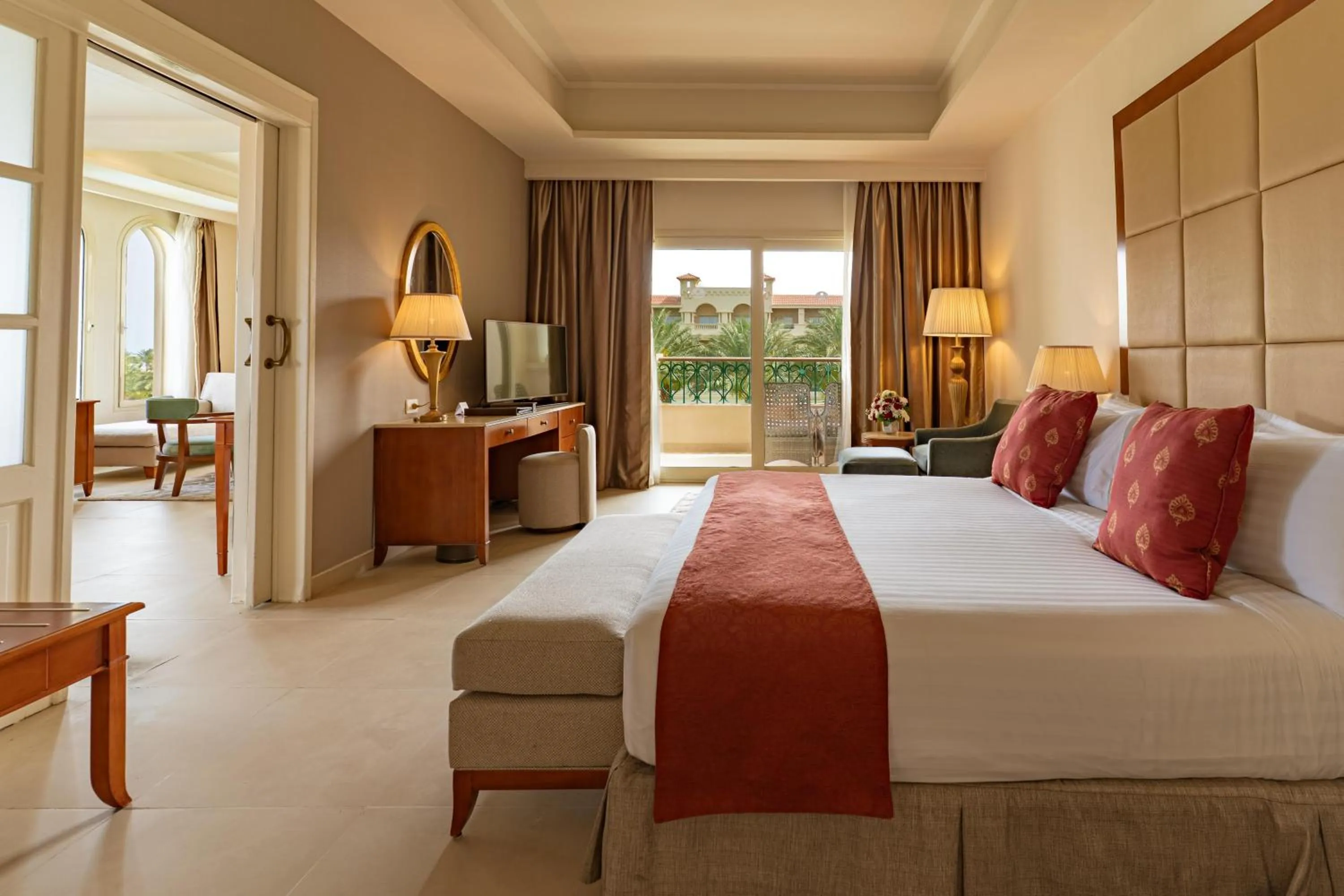 Photo of the whole room, Bed in Baron Palace Sahl Hasheesh
