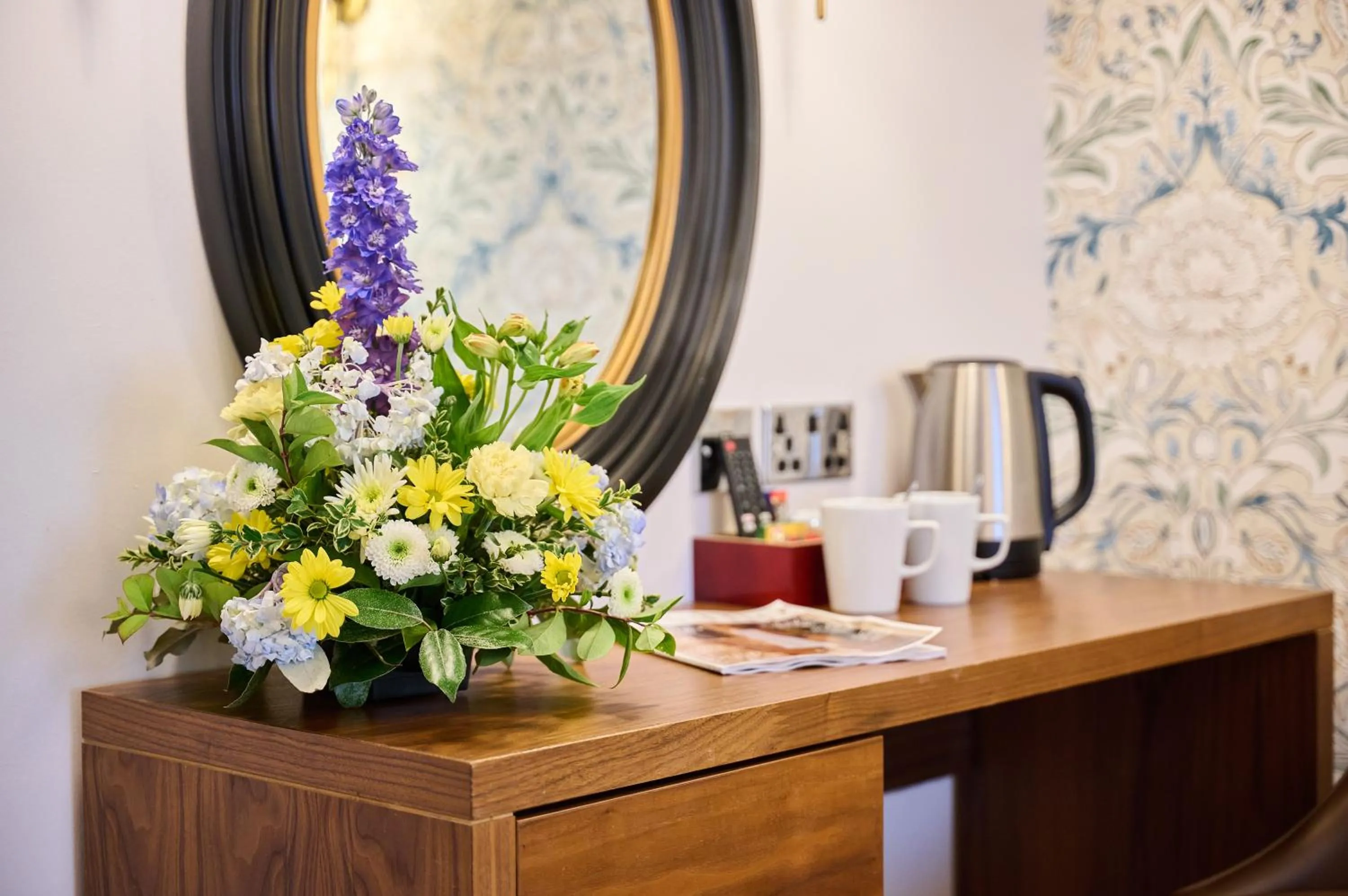 Coffee/tea facilities in Milford Hall Salisbury