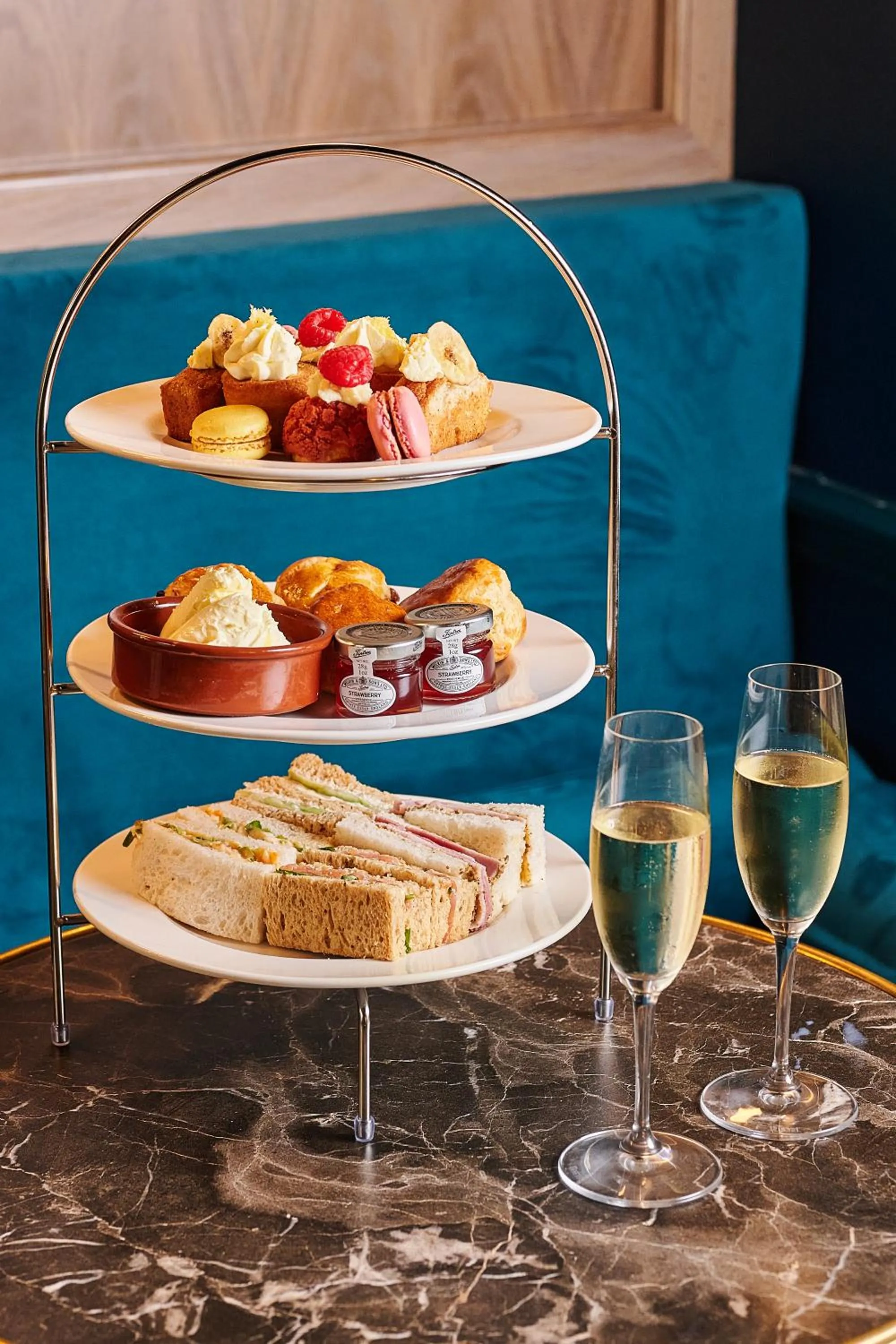 Food in Milford Hall Salisbury