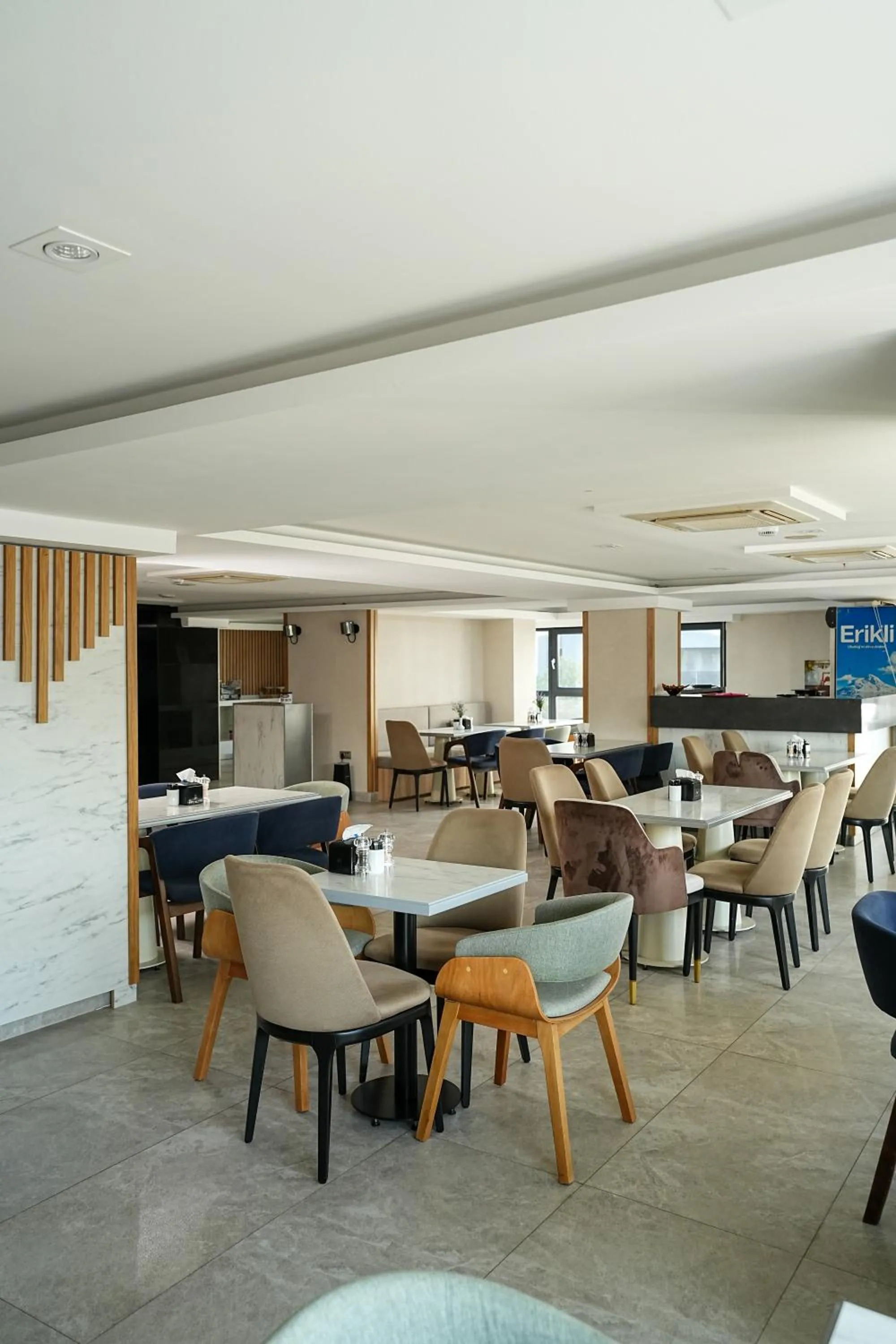Restaurant/places to eat in NK Hotel