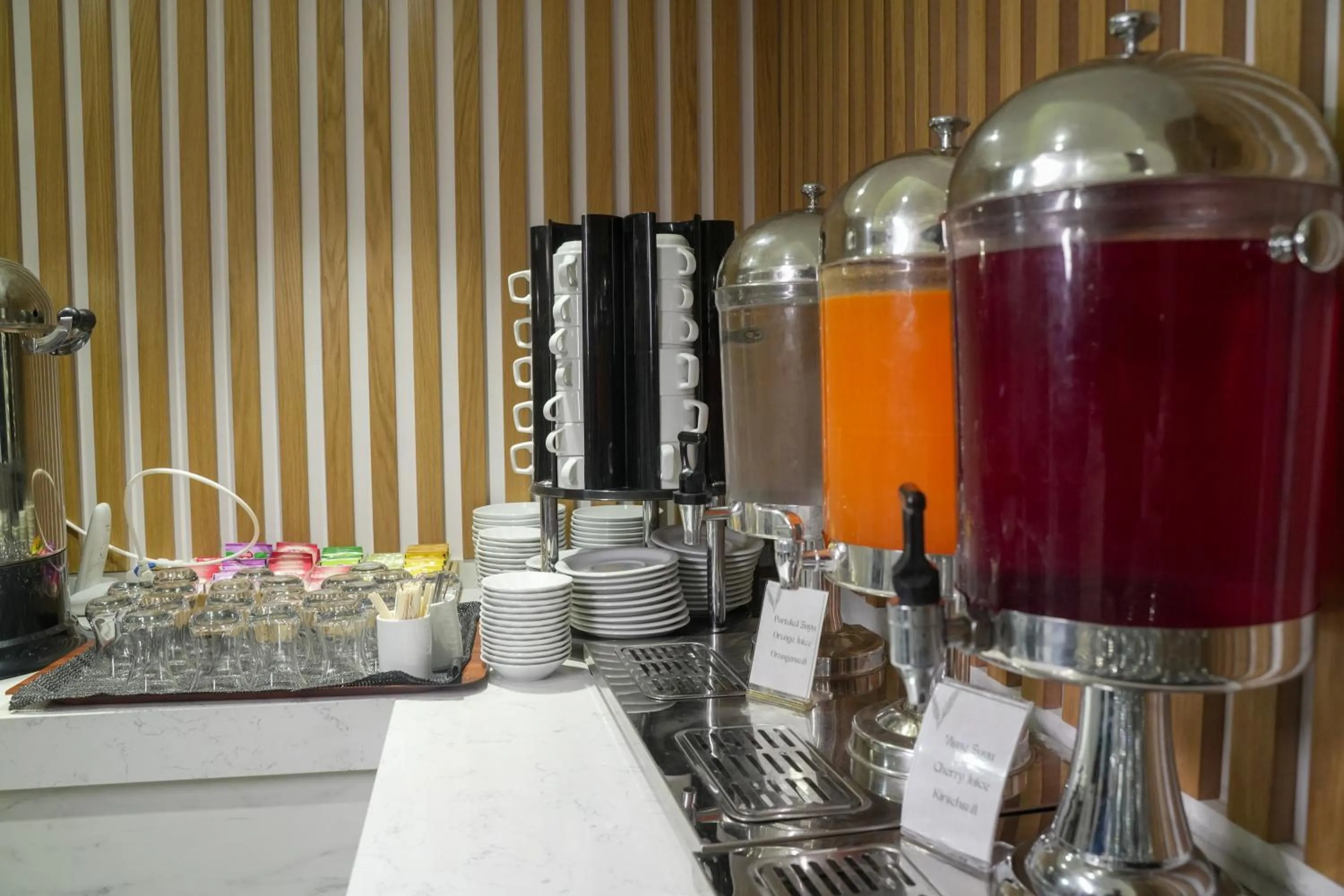 Restaurant/places to eat in NK Hotel