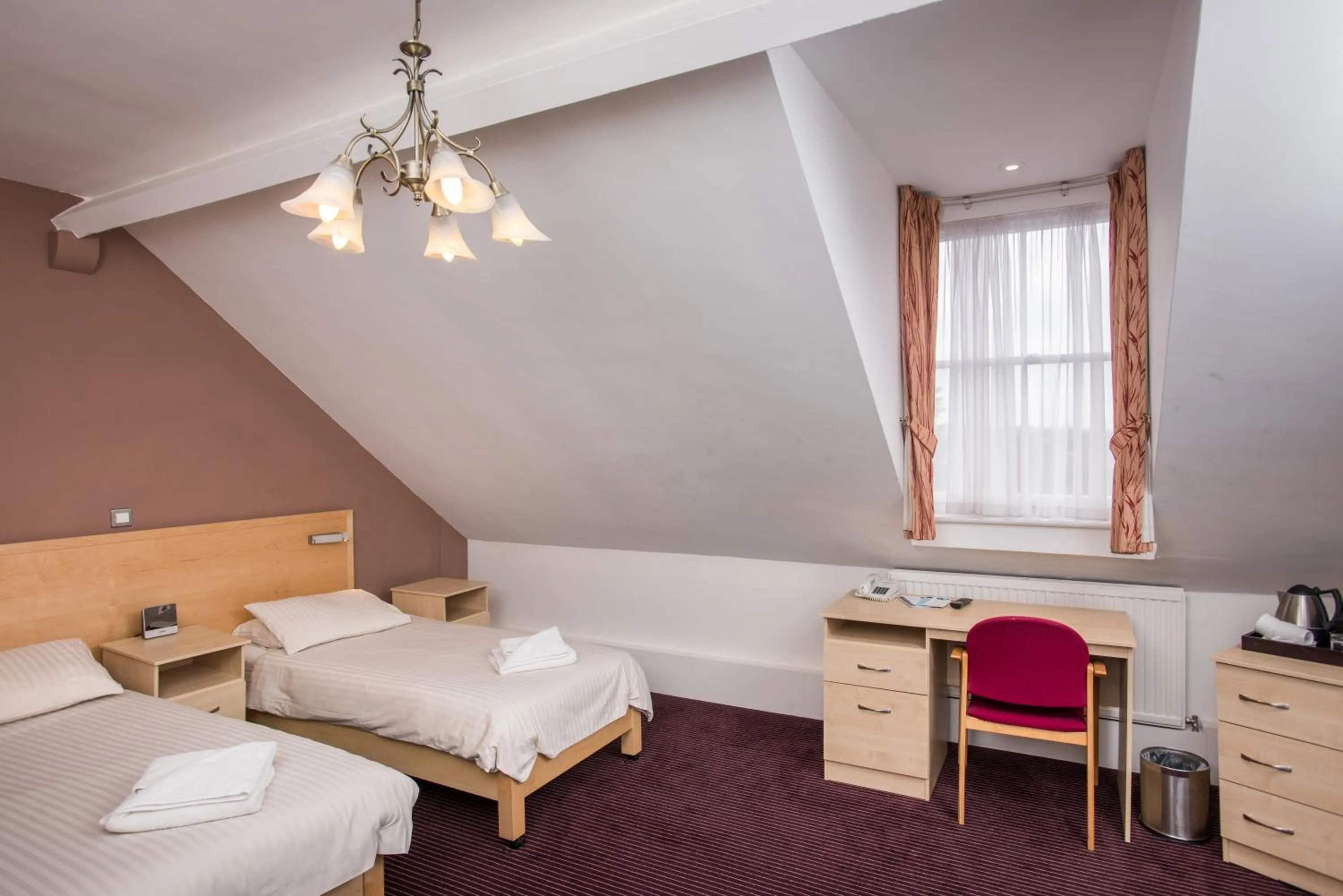 Bedroom, Bed in Rewley House University of Oxford