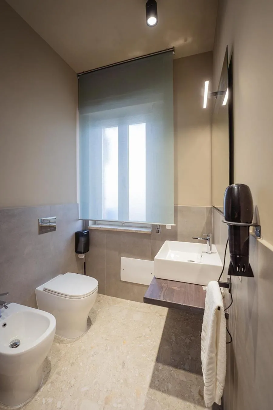 Mia Suites Porto