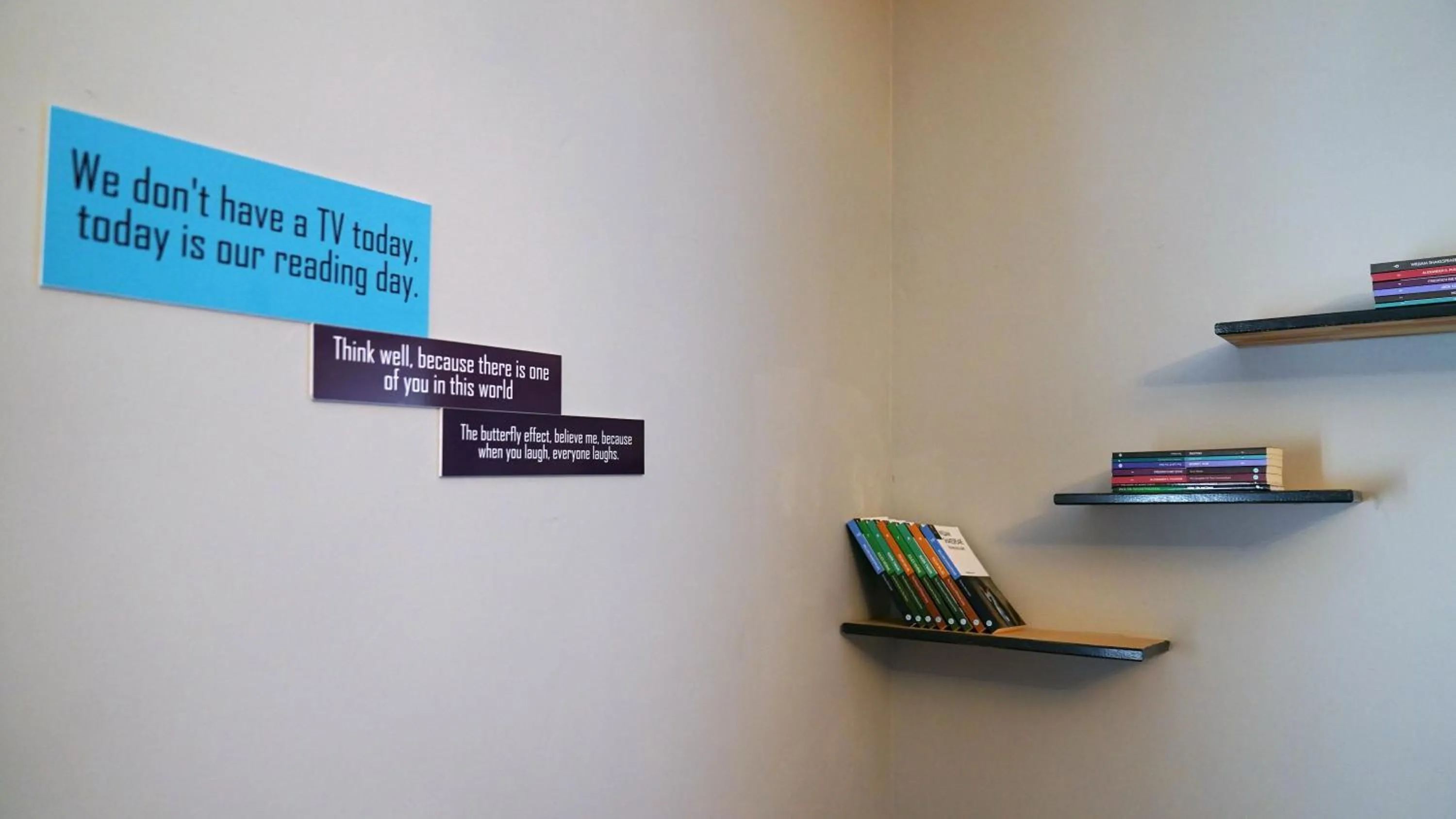 Library in Alpha Stone House