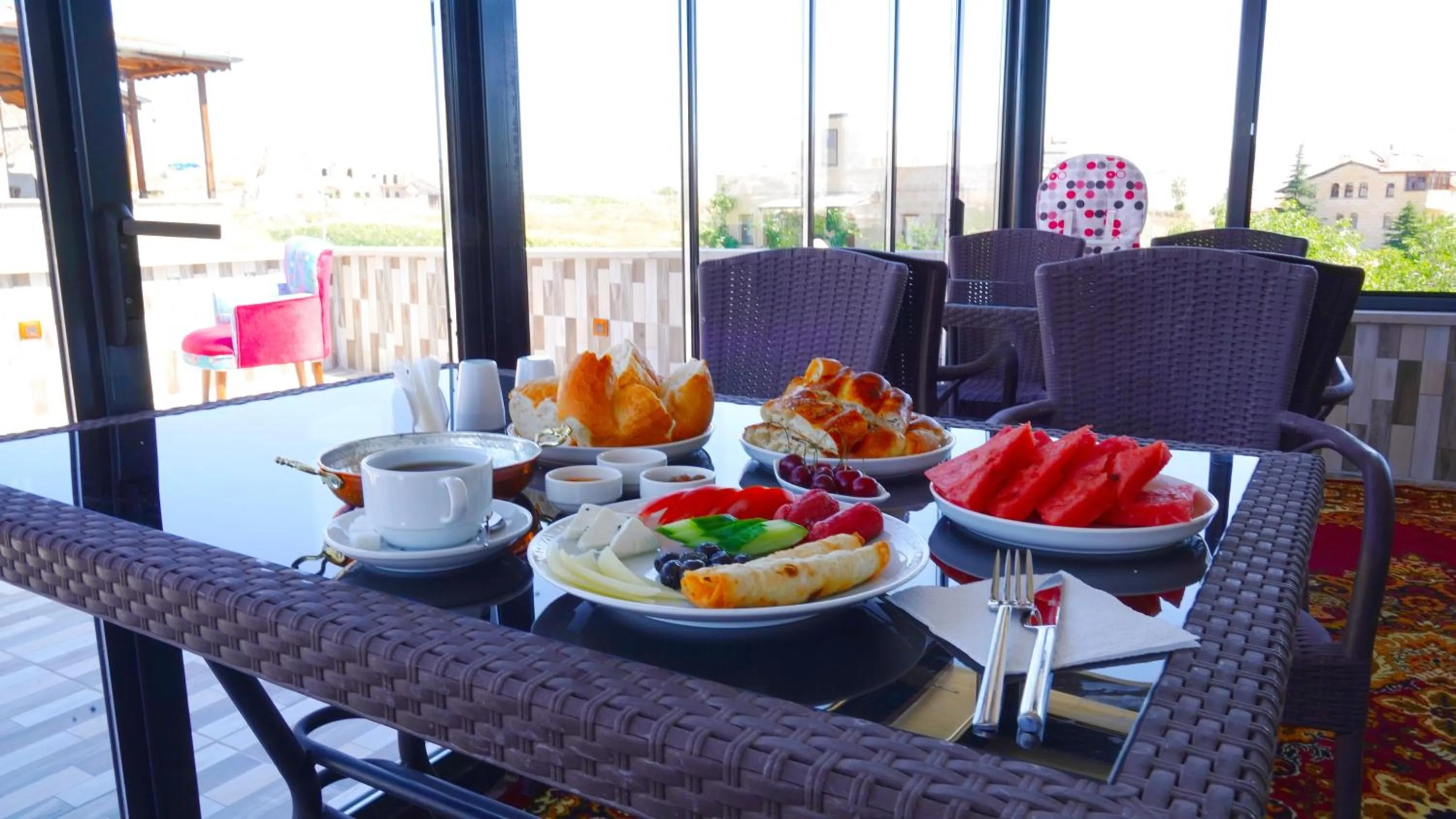 Breakfast in Alpha Stone House