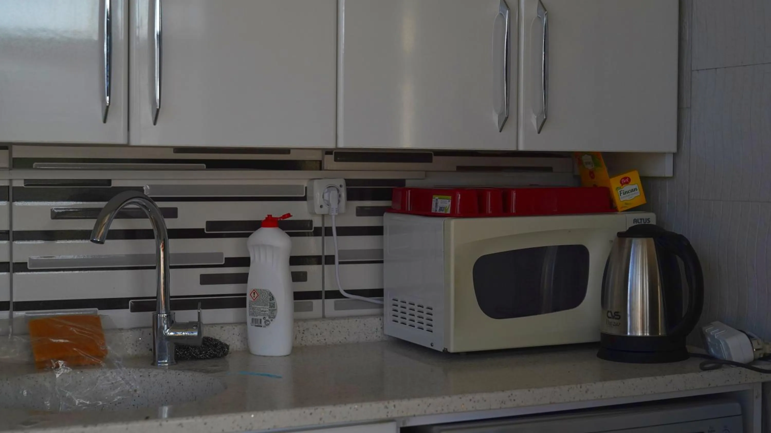 Coffee/tea facilities in Alpha Stone House