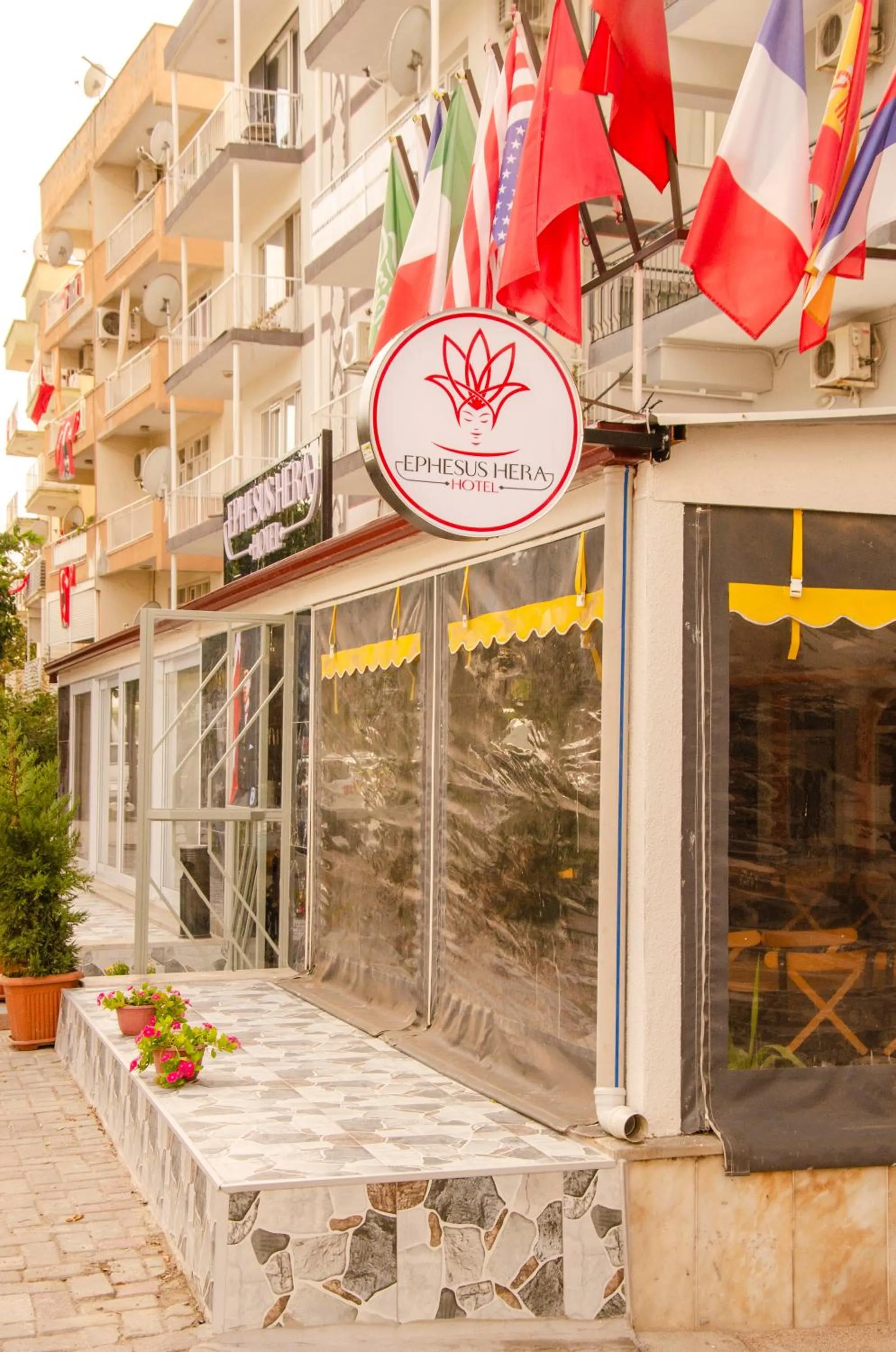 Property building in Ephesus Hera