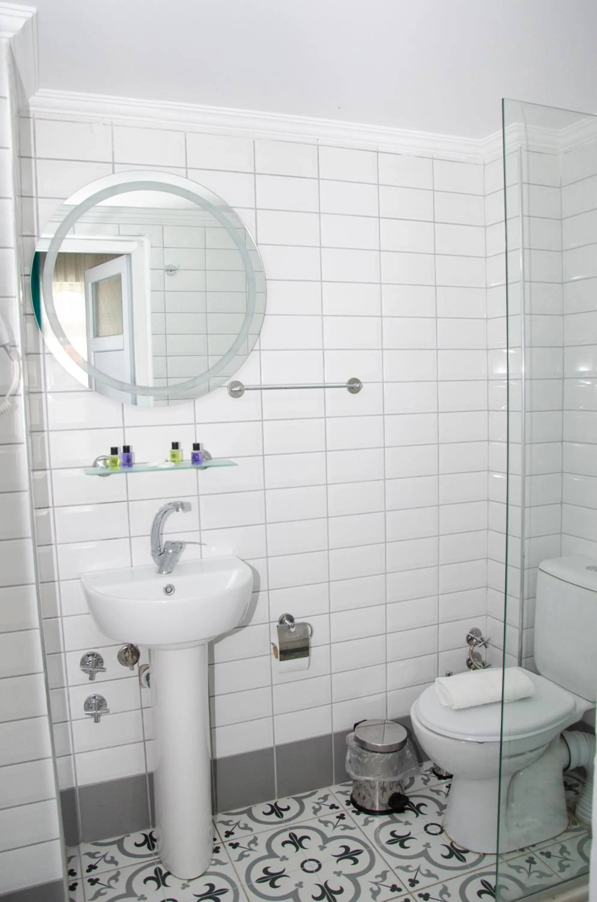 Shower in Ephesus Hera