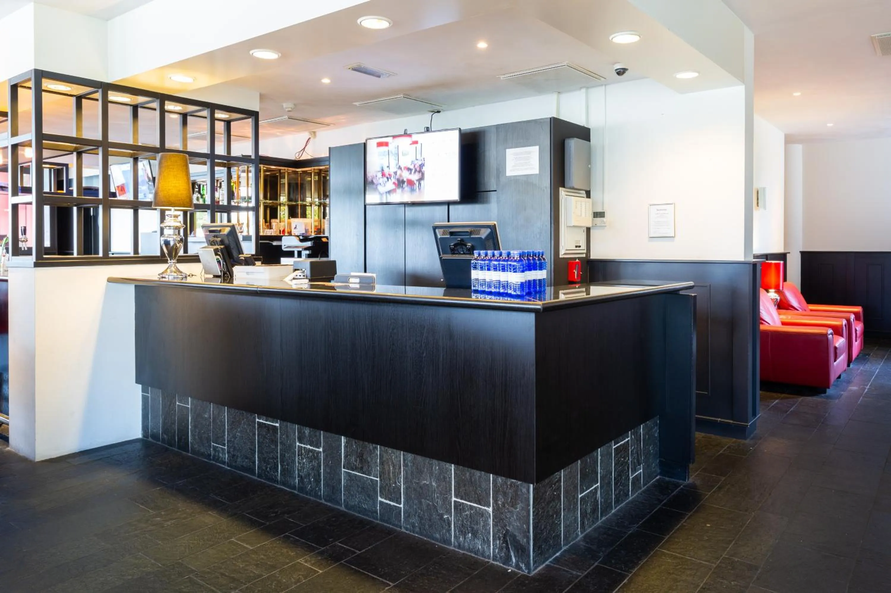 Lobby or reception in Bastion Hotel Zoetermeer