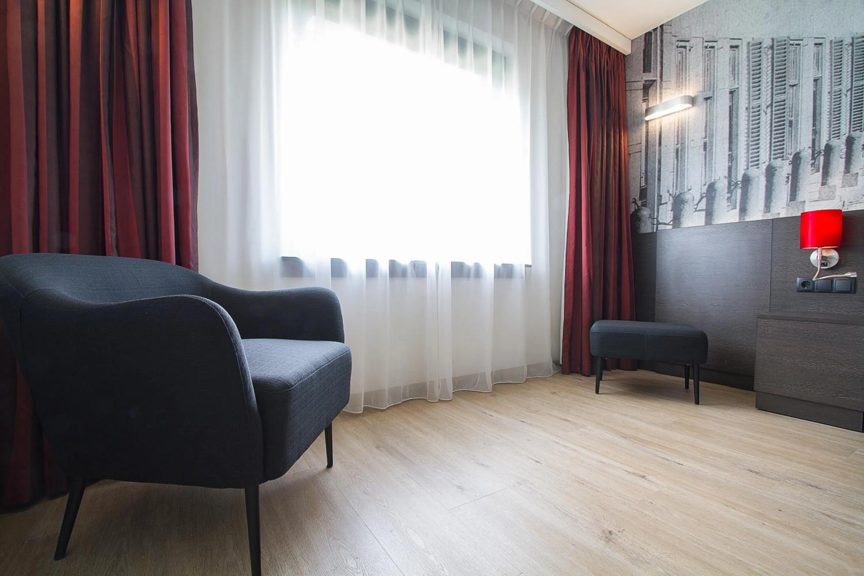 Photo of the whole room in Bastion Hotel Zoetermeer