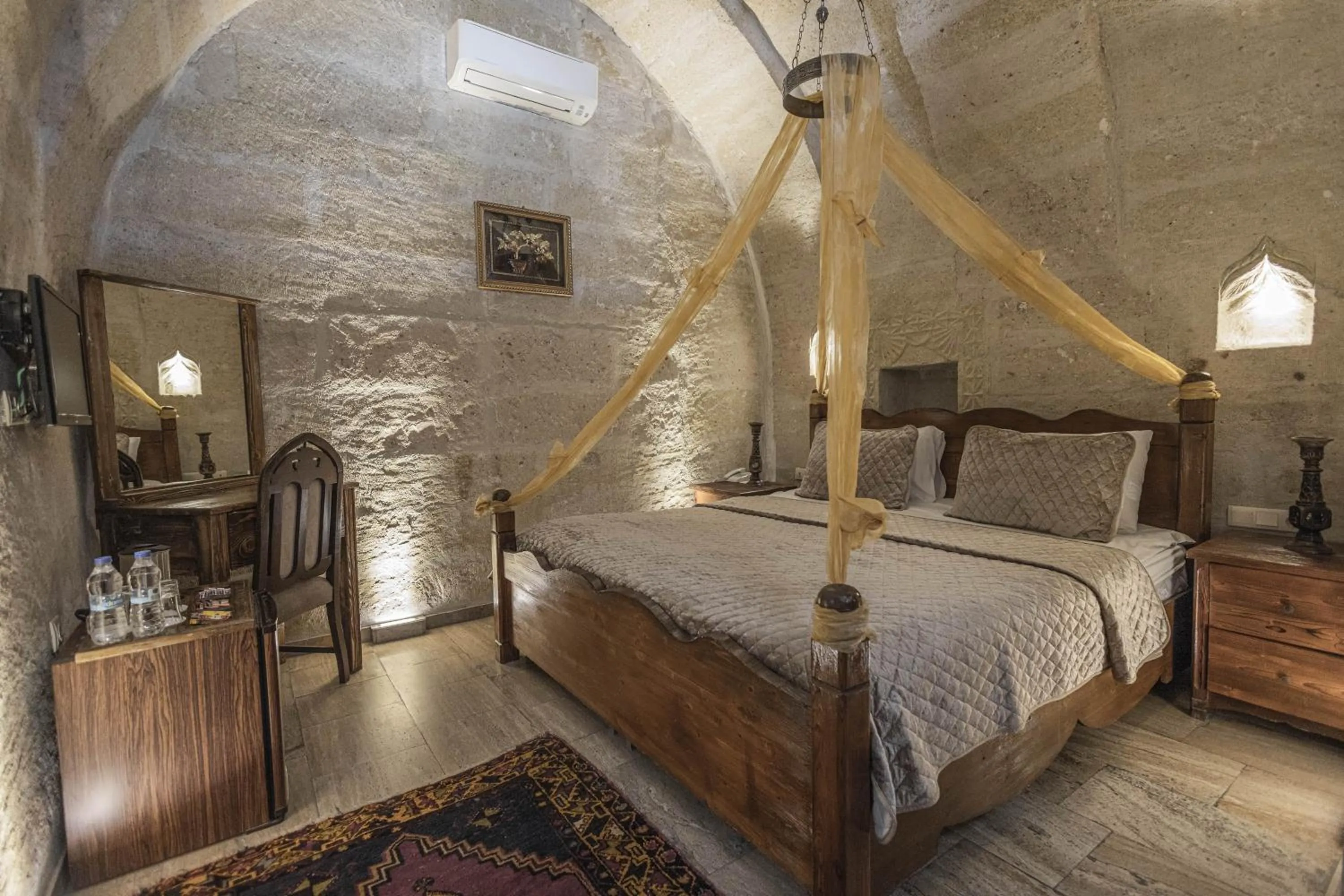 Bed in Maccan Cave Hotel