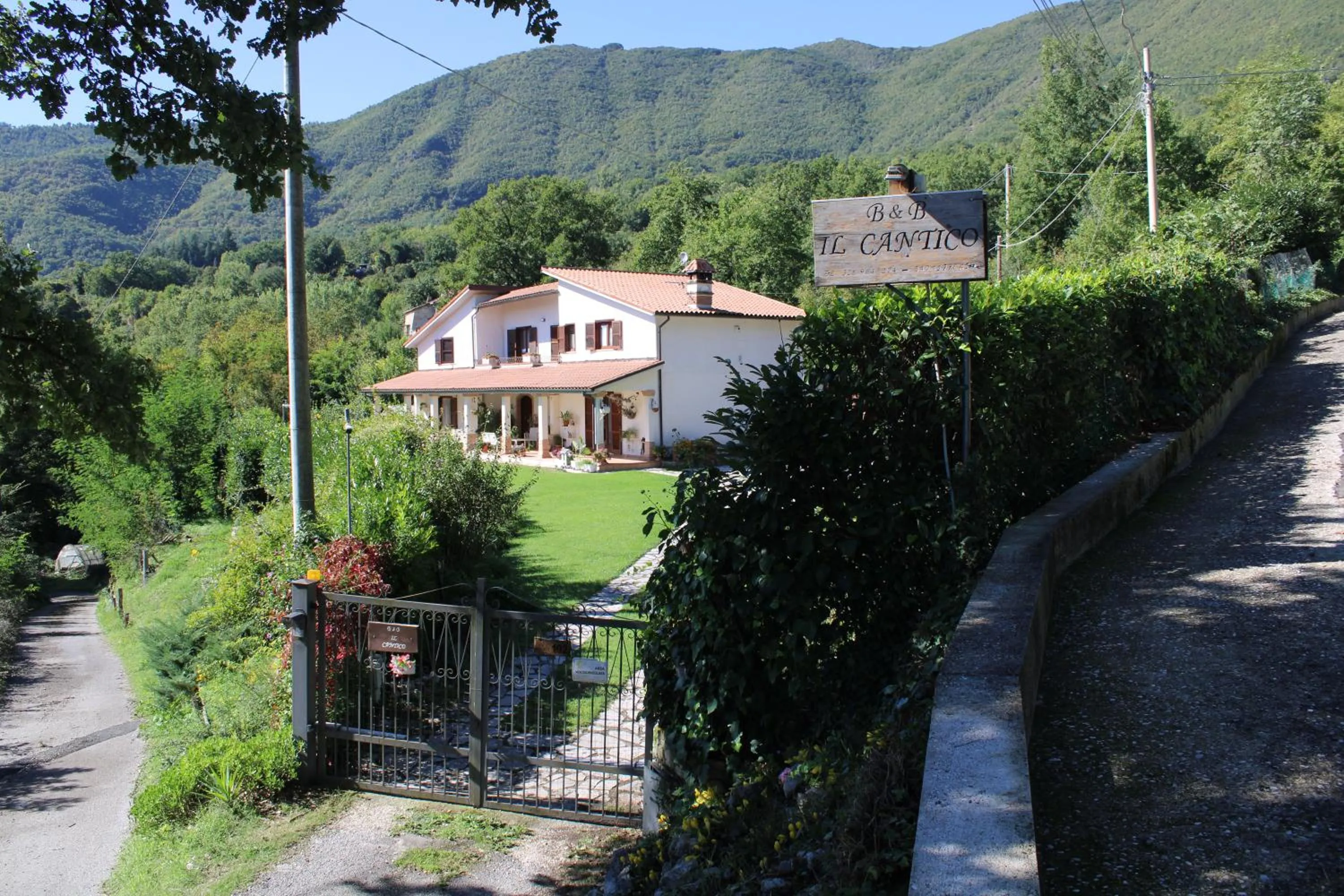 Property building in B&B Il Cantico