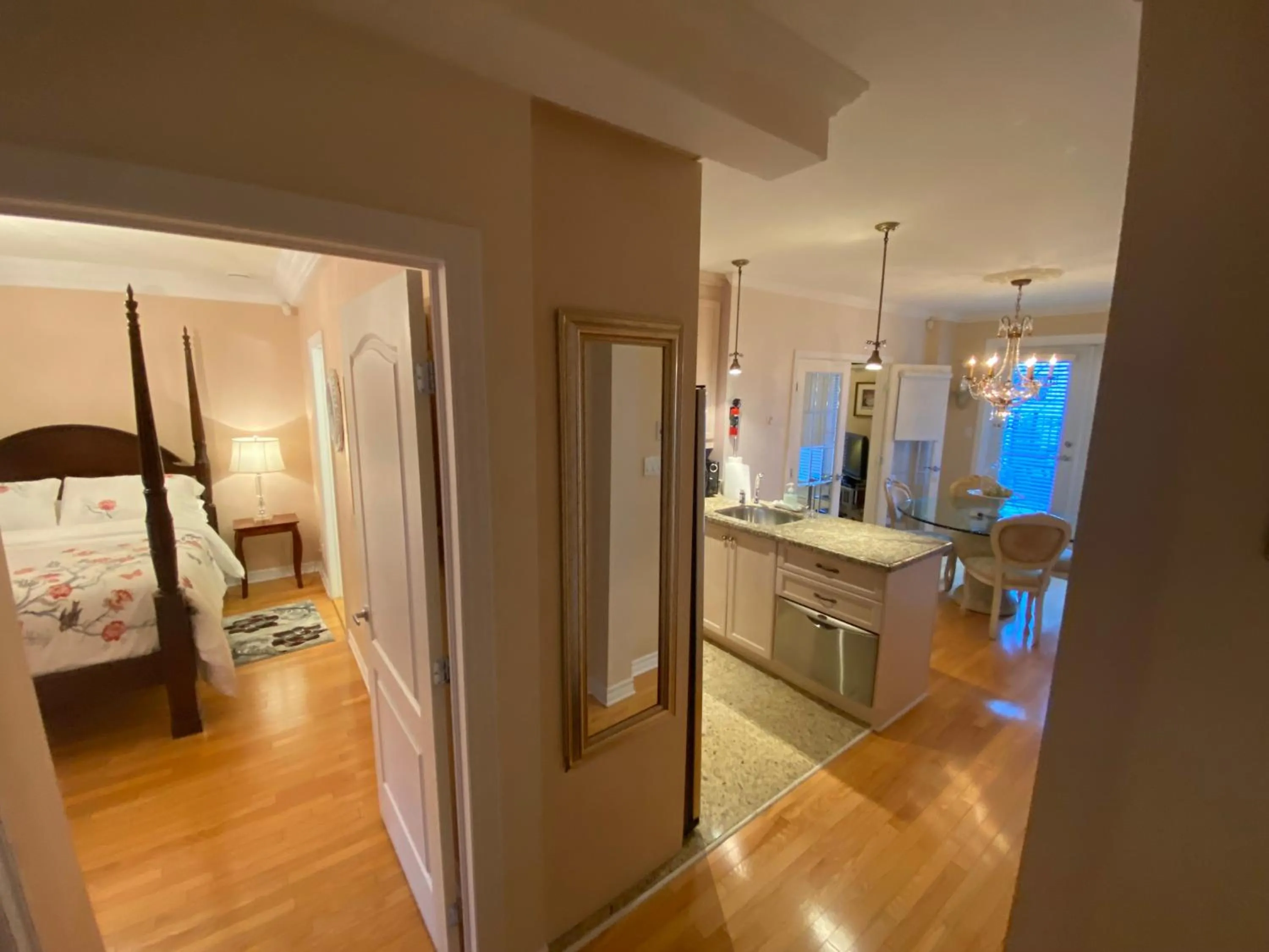 Bed in ApartHotelMontreal by Les Terrasses Saint Urbain 2225I2