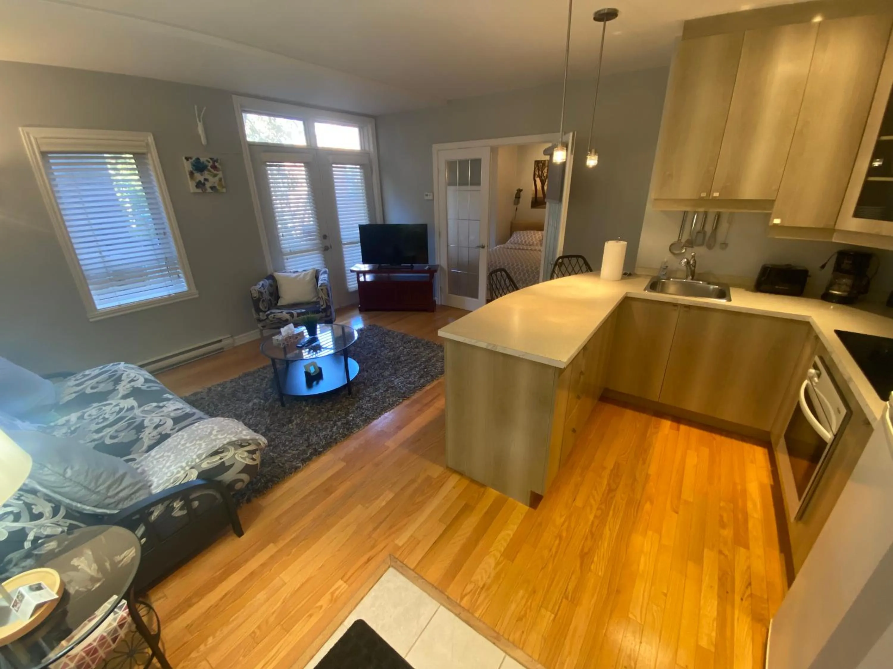 TV and multimedia in ApartHotelMontreal by Les Terrasses Saint Urbain 2225I2