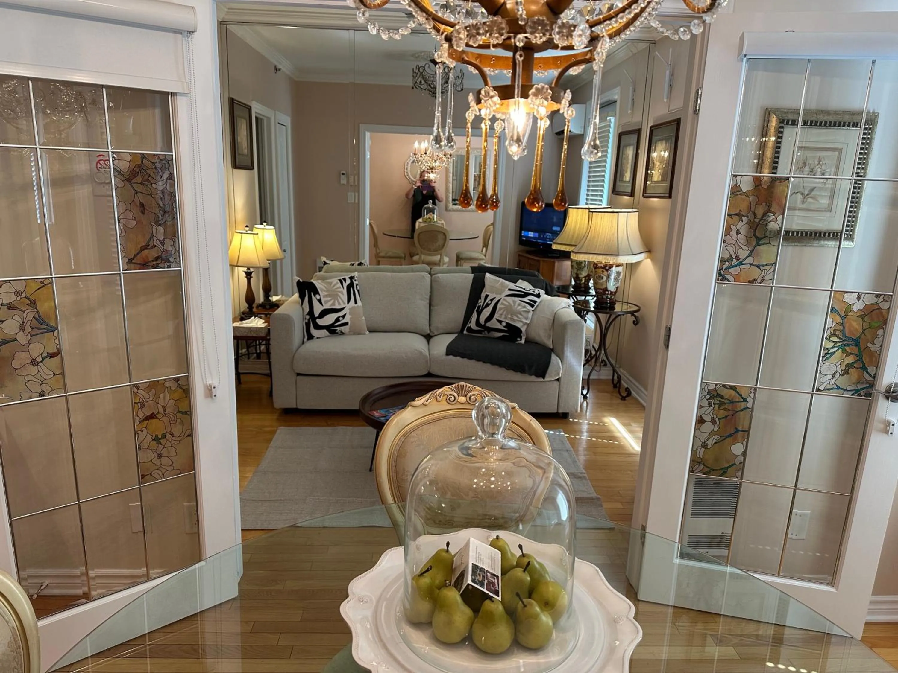 Living room, Bed in ApartHotelMontreal by Les Terrasses Saint Urbain 2225I2