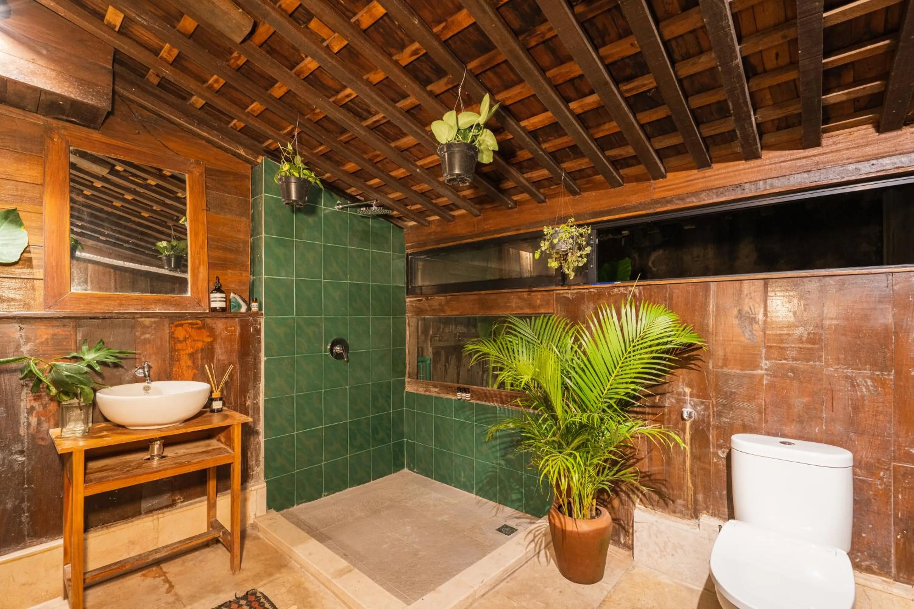 Shower in The Corduroy Hotel