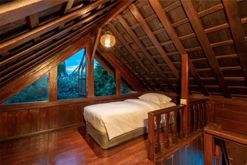 Bed in The Corduroy Hotel