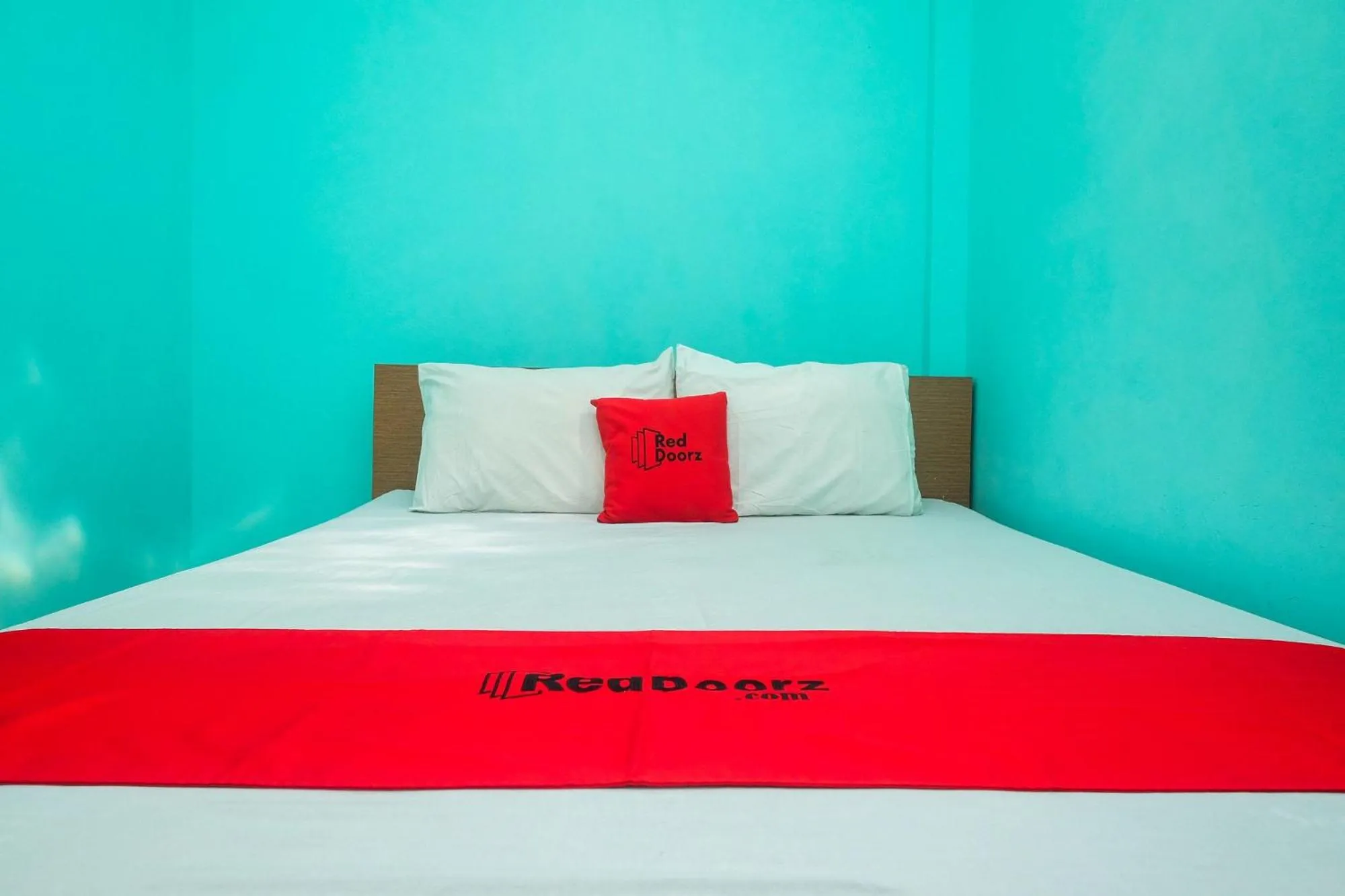 Bed in RedDoorz @ Jakal Atas KM 7