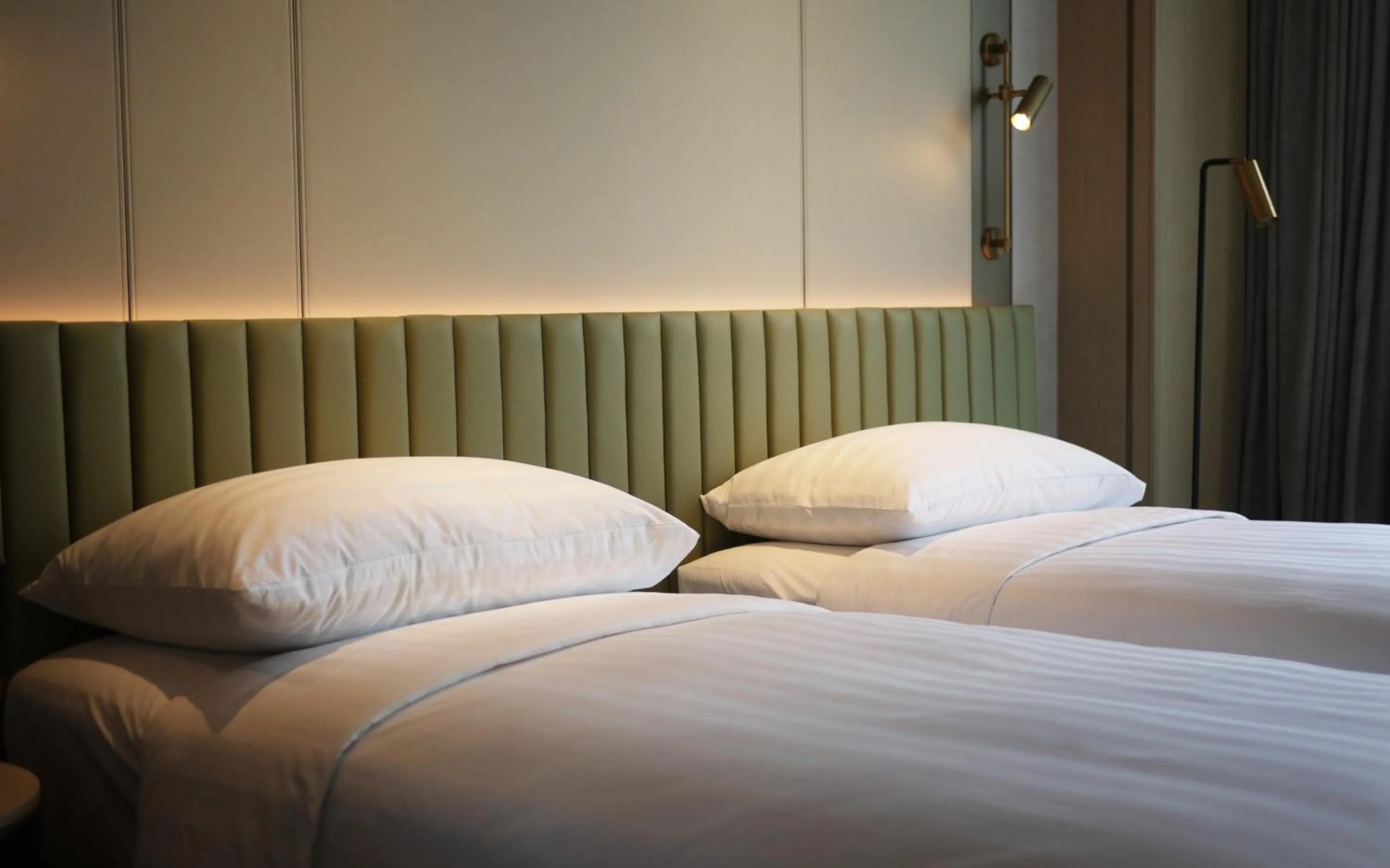 Bed in Dorsett Kai Tak