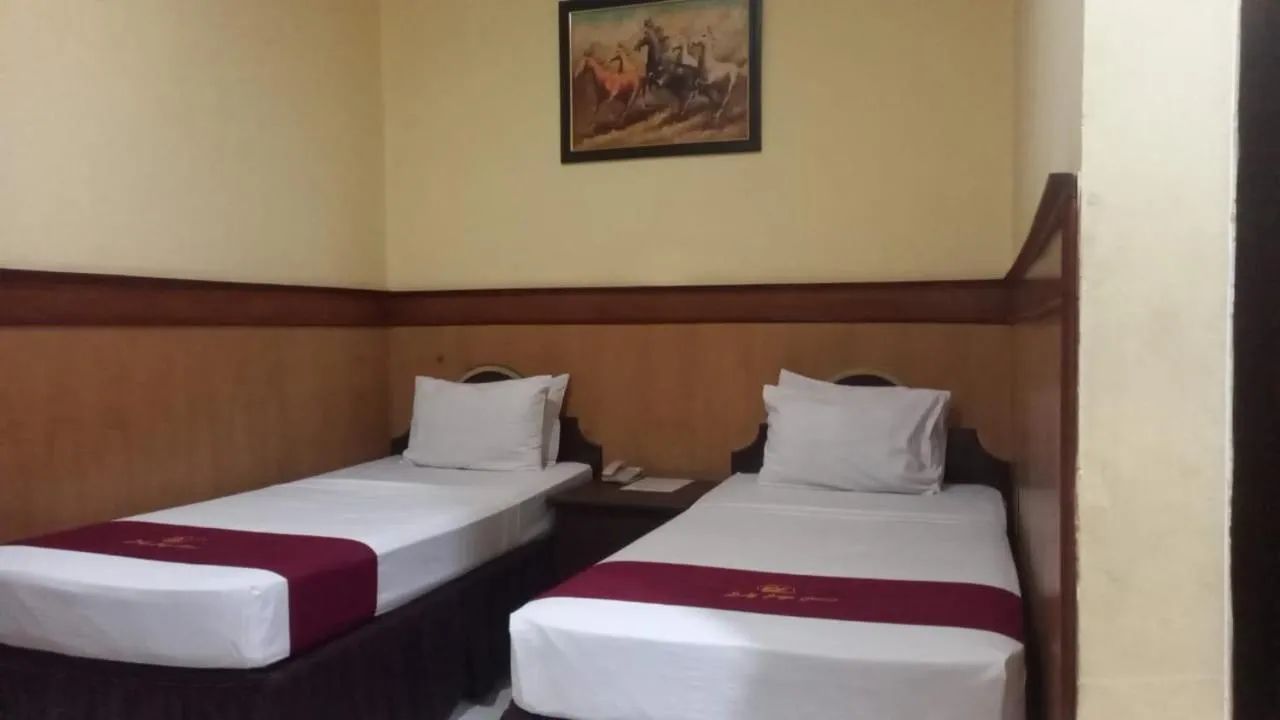 Bedroom, Bed in Urbanview Hotel Dedy Jaya Brebes