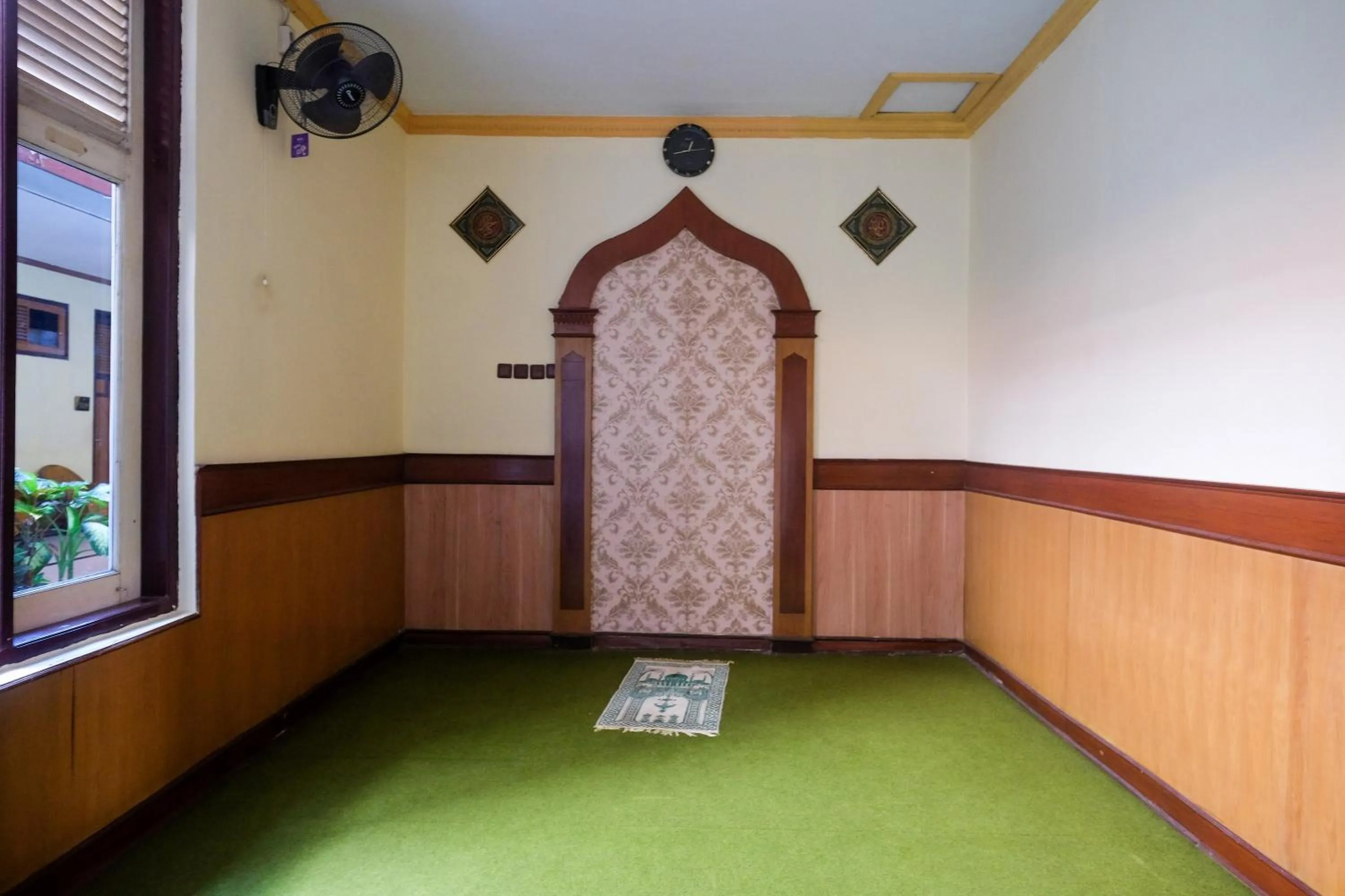 Area and facilities in Urbanview Hotel Dedy Jaya Brebes