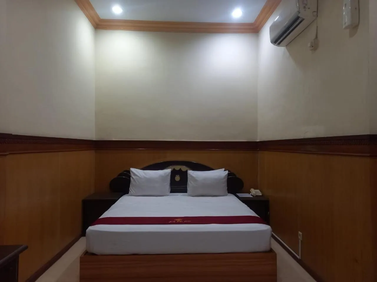 Bedroom, Bed in Urbanview Hotel Dedy Jaya Brebes